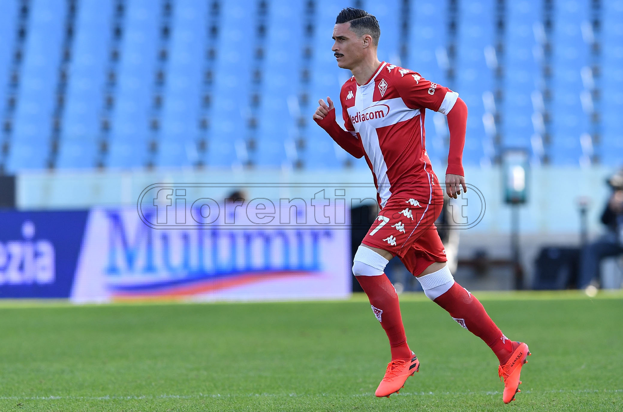 "Lo farei giocare anche in porta": dentro Callejon, ma in che ruolo?