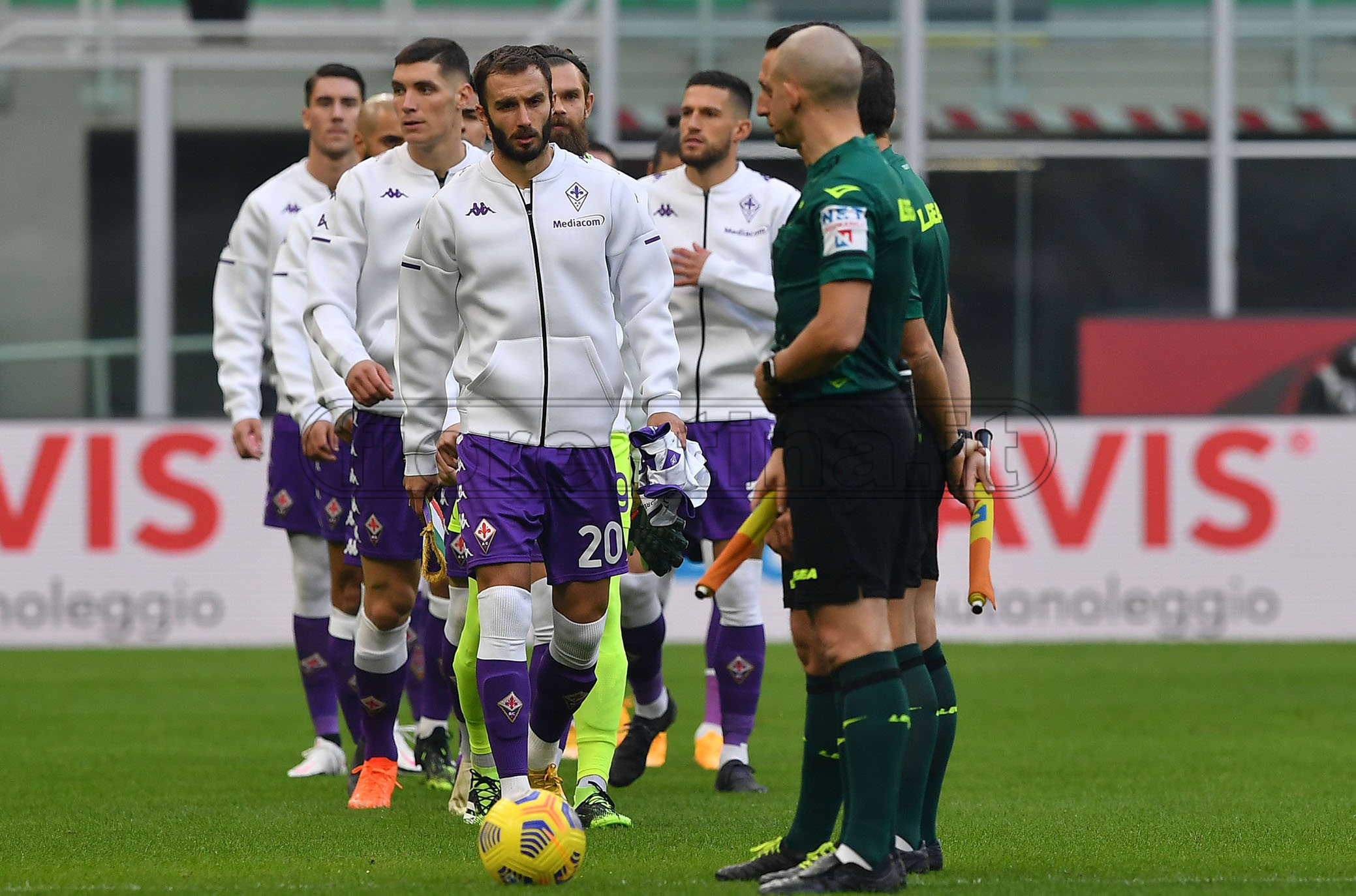 Fiorentina da zona rossa, fa tutto il Milan. Da Pezzella a Ribery, quanti flop