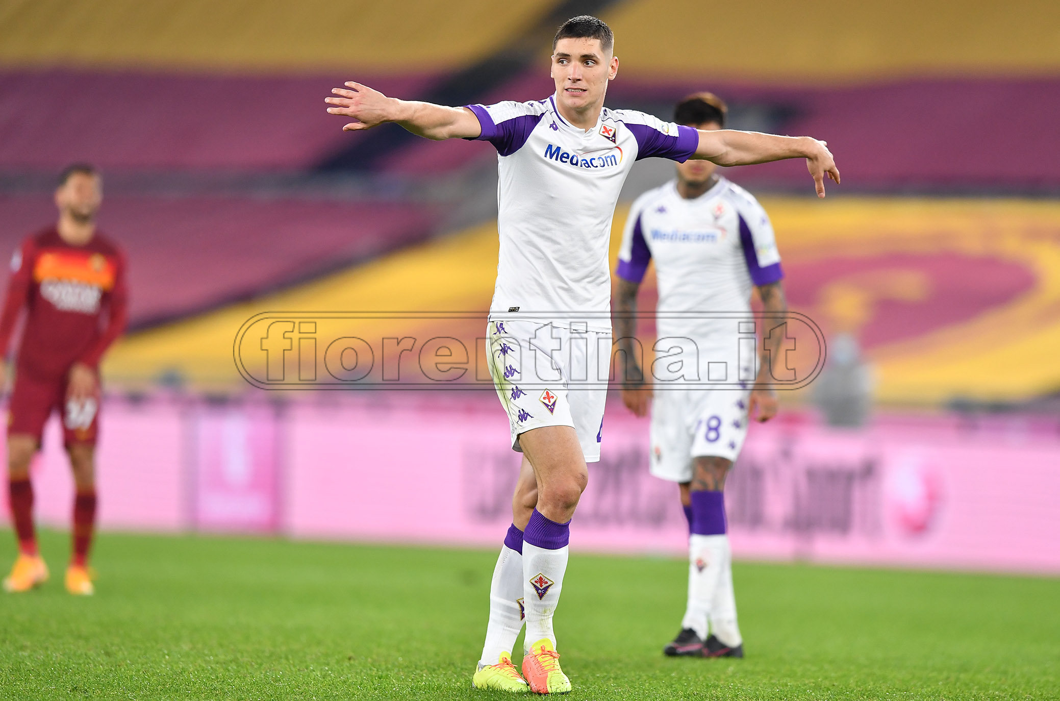 Dall’Inghilterra: Manchester United e Tottenham su Milenkovic. Che non rinnoverà
