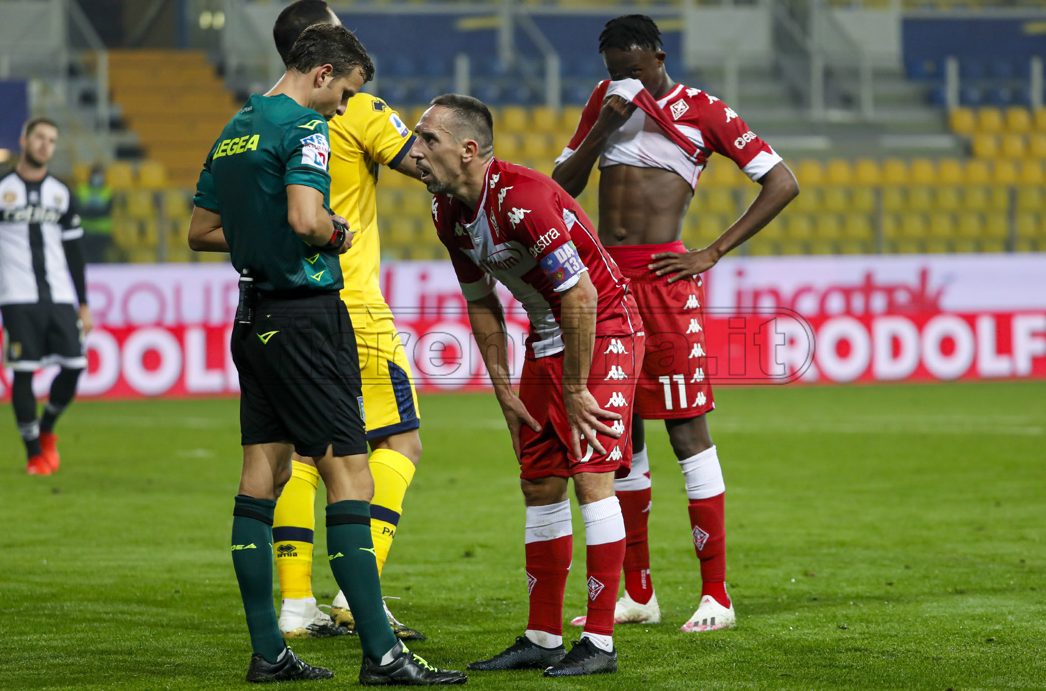 La Moviola: eccessivo il giallo a Ribery, contatto dubbio in area