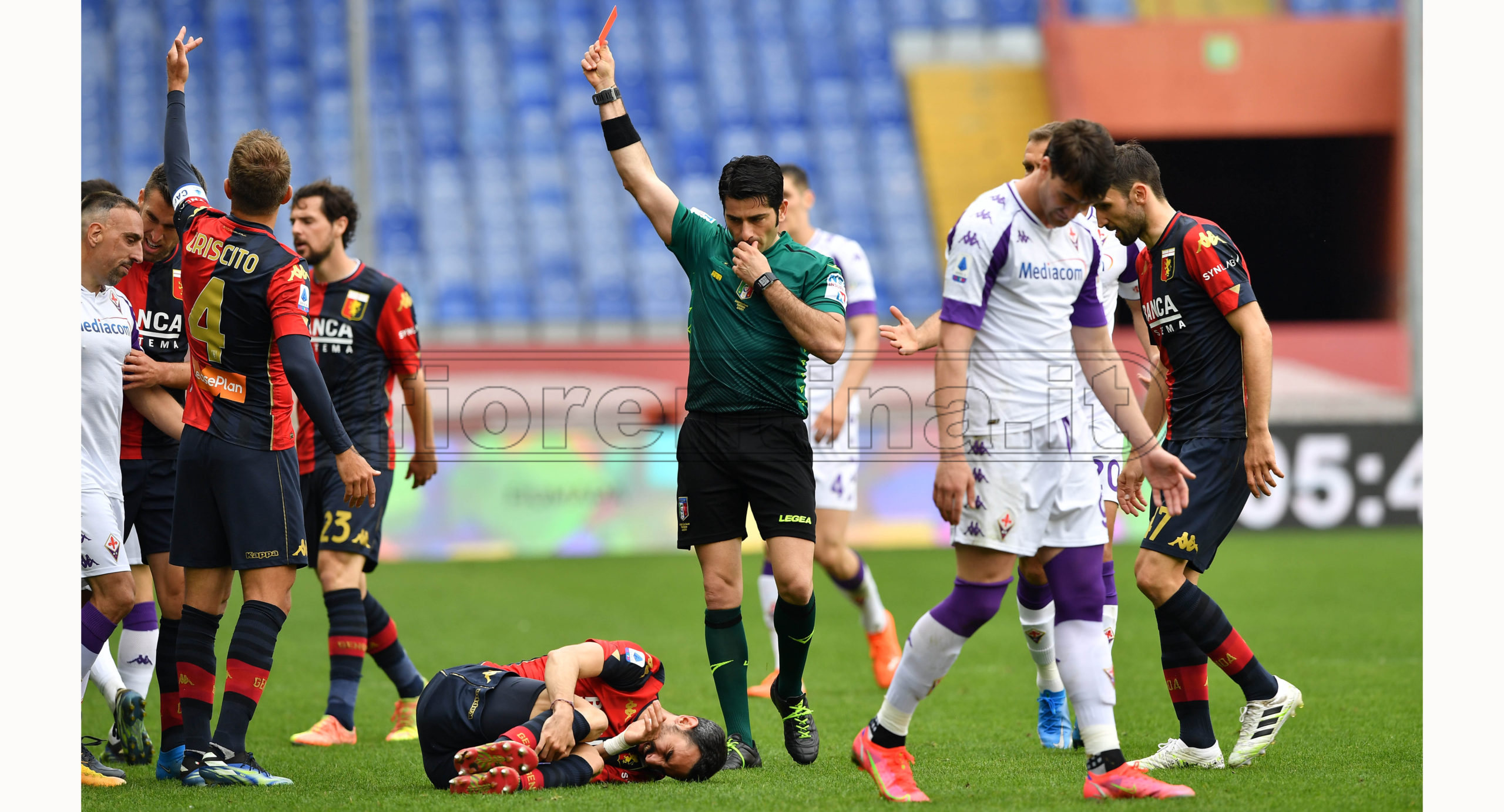 Designazioni arbitrali: Fiorentina-Genoa (lunedì) sarà diretta da Maresca. Chiffi al Var