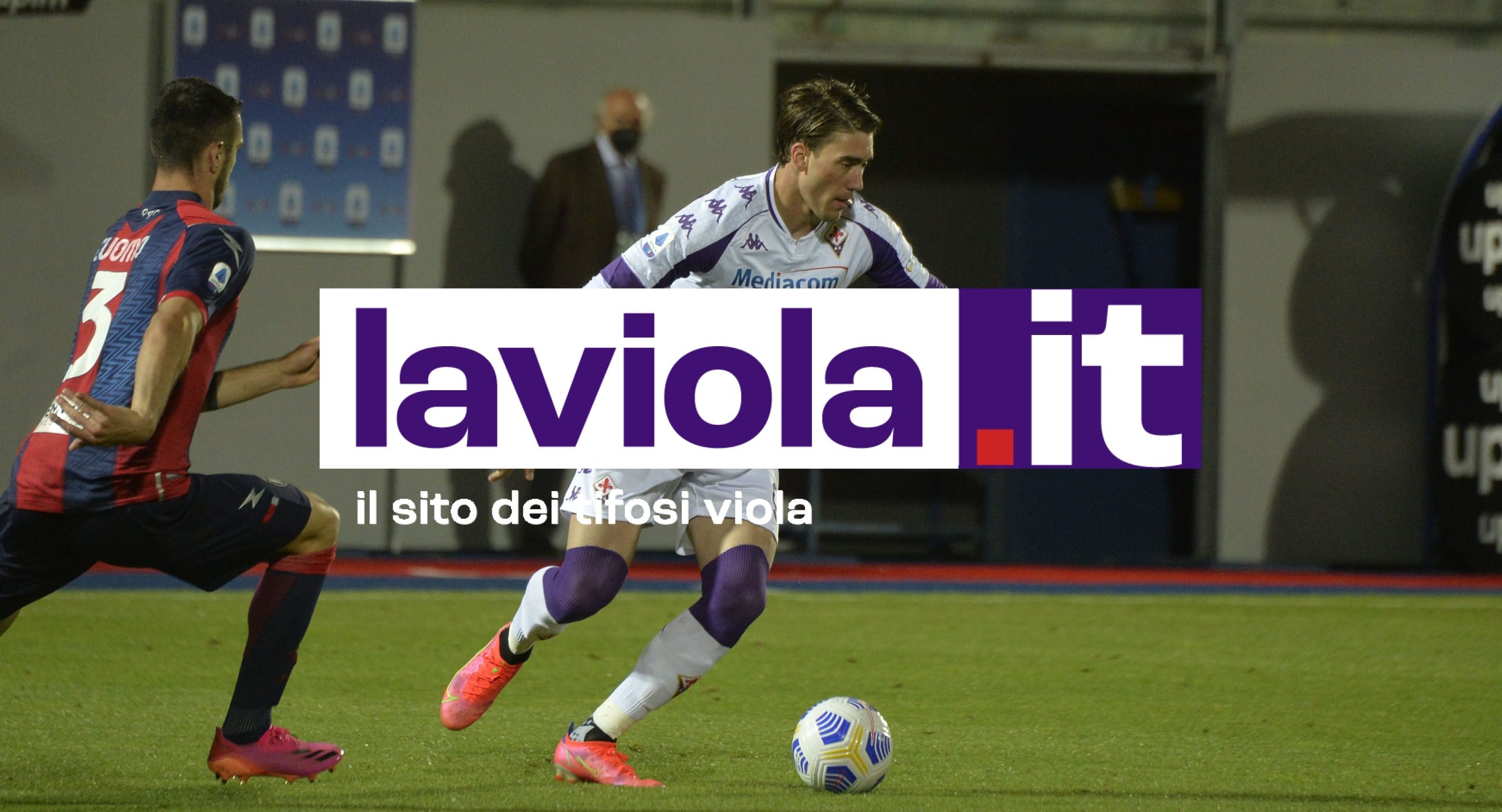 Vlahovic non si ferma neanche in vacanza: corsa di notte in strada (VIDEO)