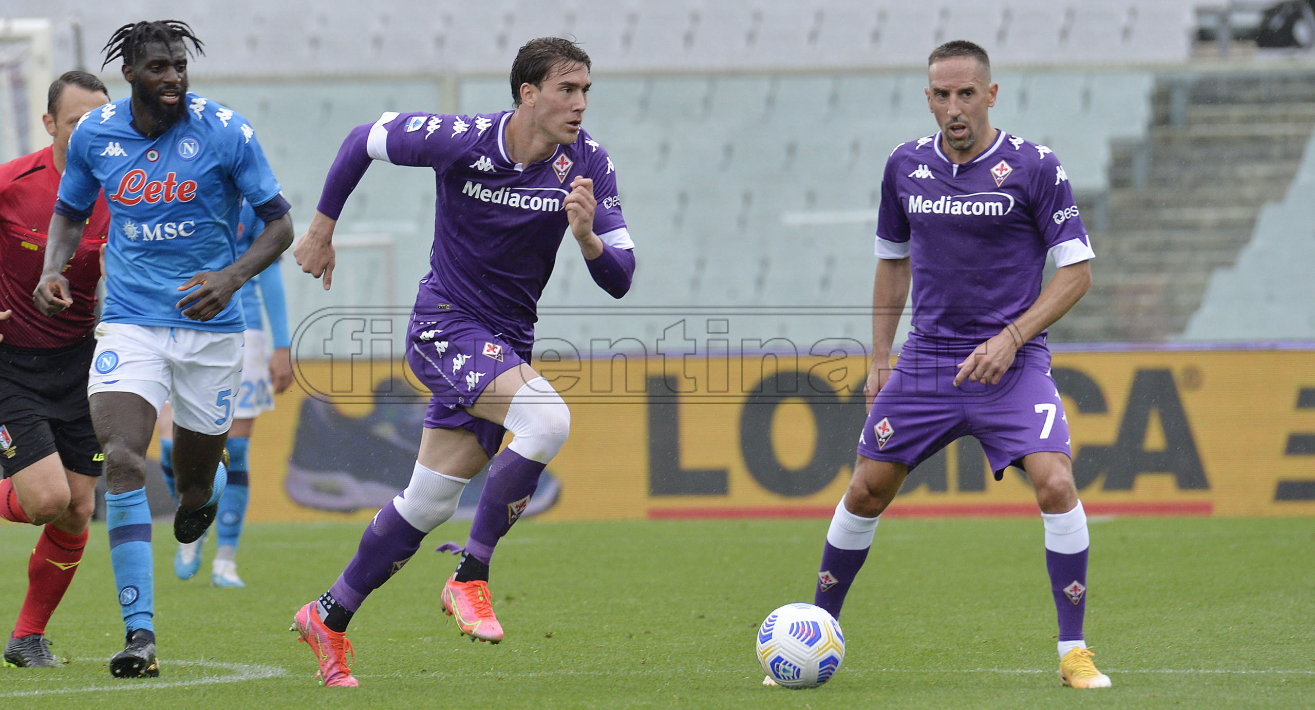 Ex viola, Ribery: “Vlahovic-Chiesa grandi qualità e personalità. A Firenze gli dicevo…”