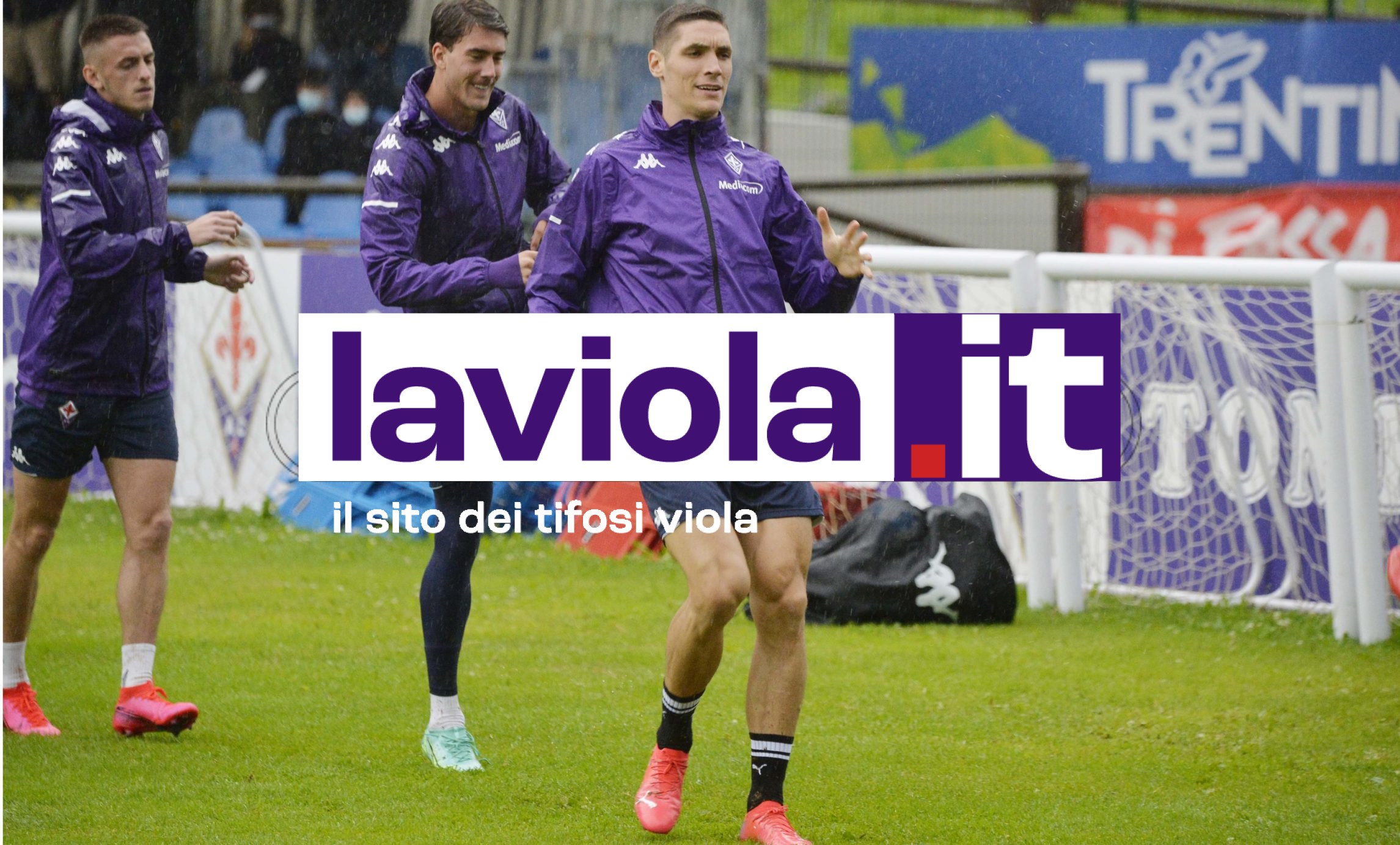L'esultanza della coppia Vlahovic-Milenkovic, vincitrice dell'esercitazione (VIDEO VI.IT)