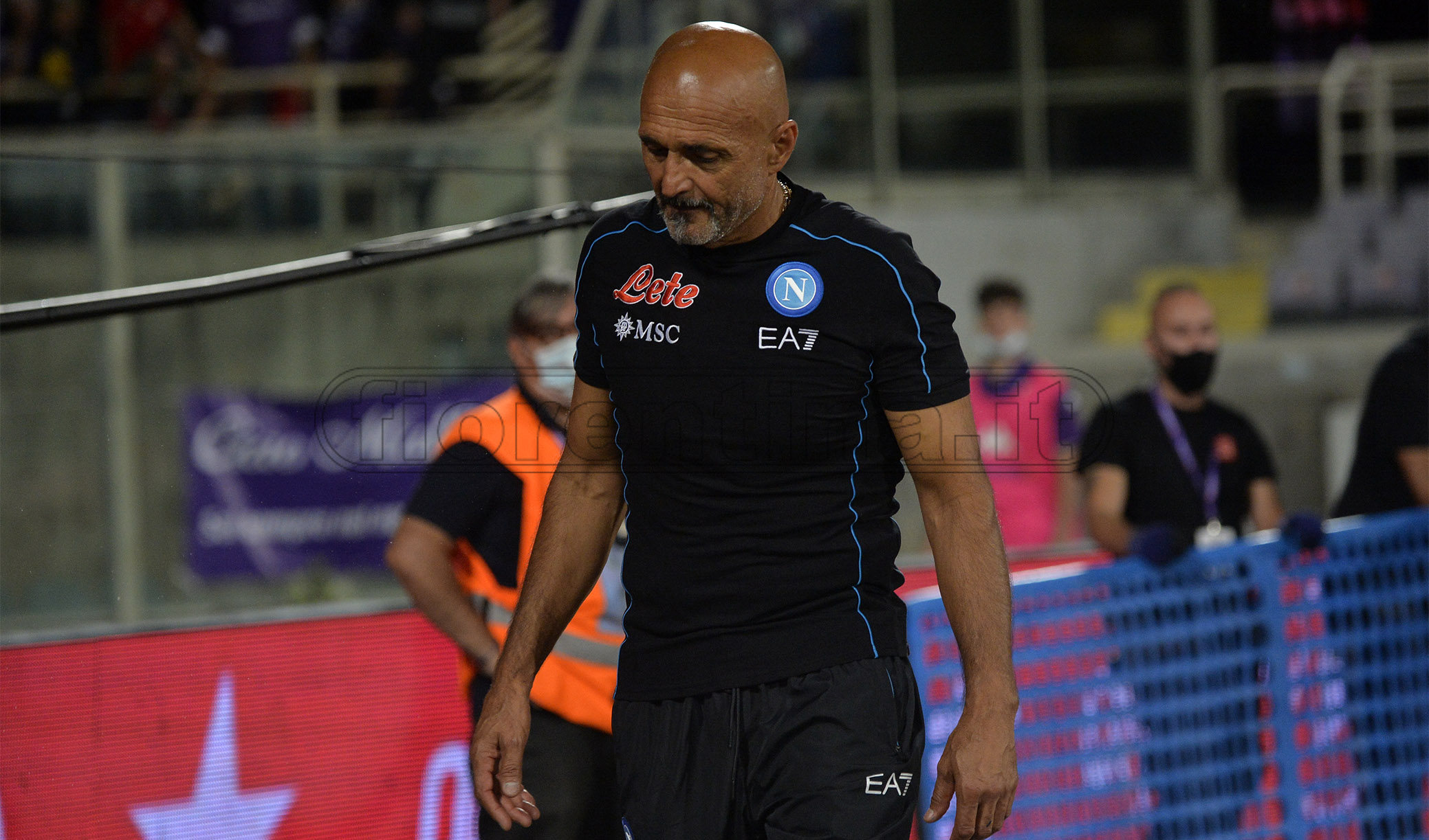 Serie A, Napoli a valanga sul Sassuolo. Il Verona inguaia il Cagliari