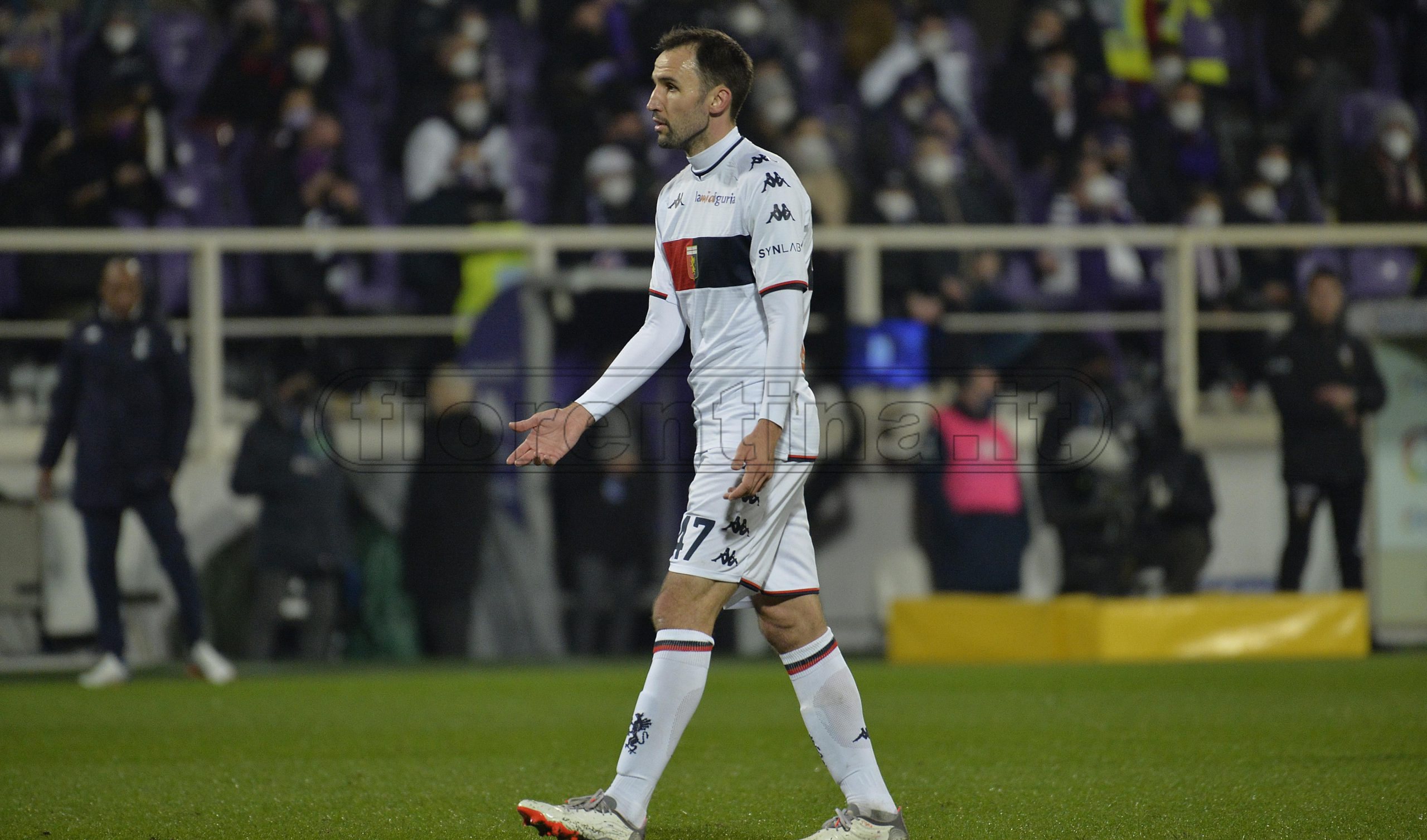 Serie A, Badelj regala tre punti d'oro al Genoa. Battuto il Cagliari