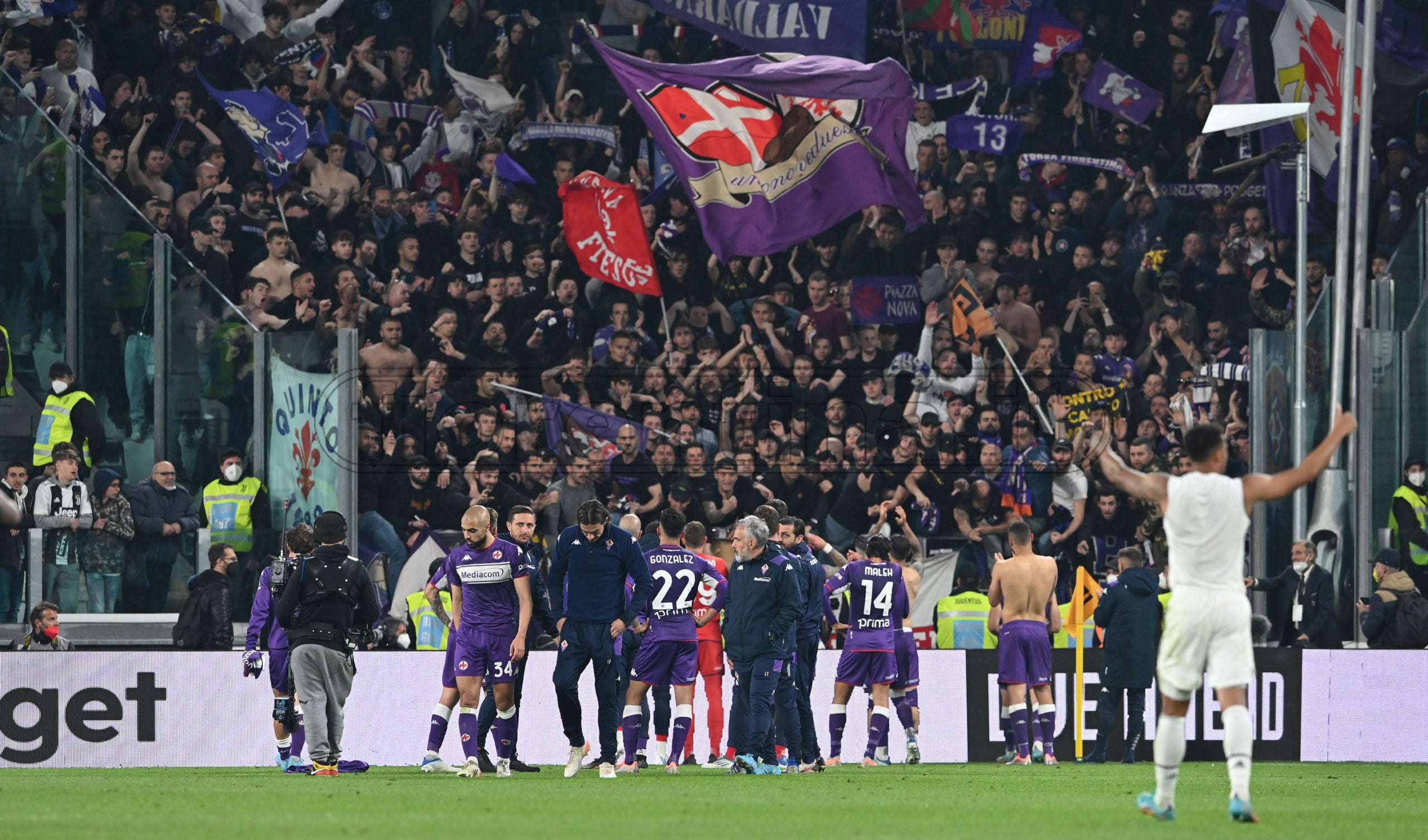 Fiorentina ora testa al campionato. Un mese di fuoco per centrare l'Europa