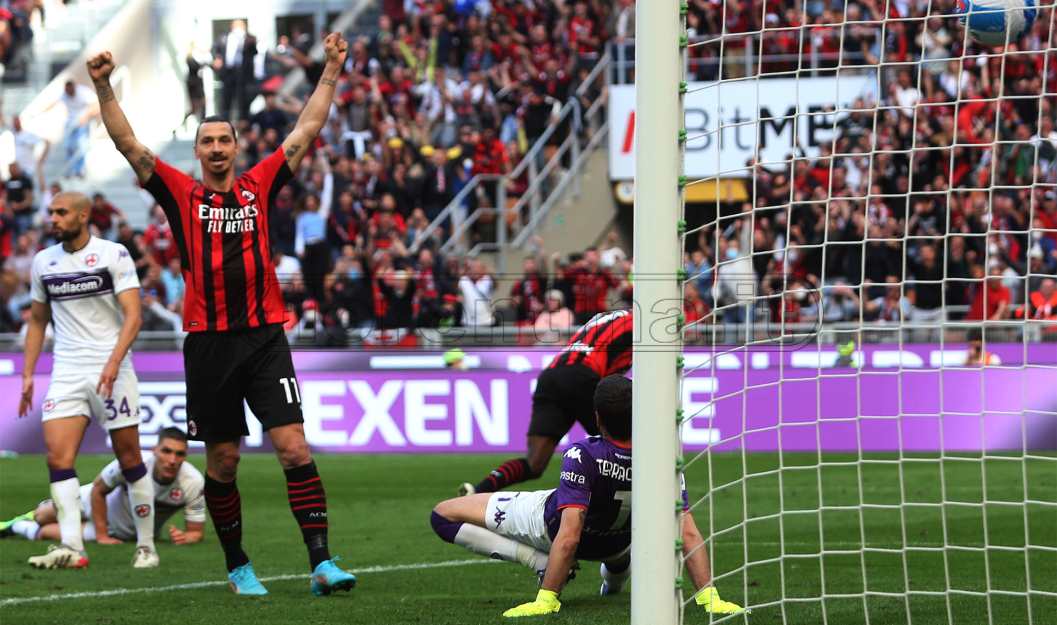 Ibra, a Firenze per il record. E alla Fiorentina ha già segnato 11 gol