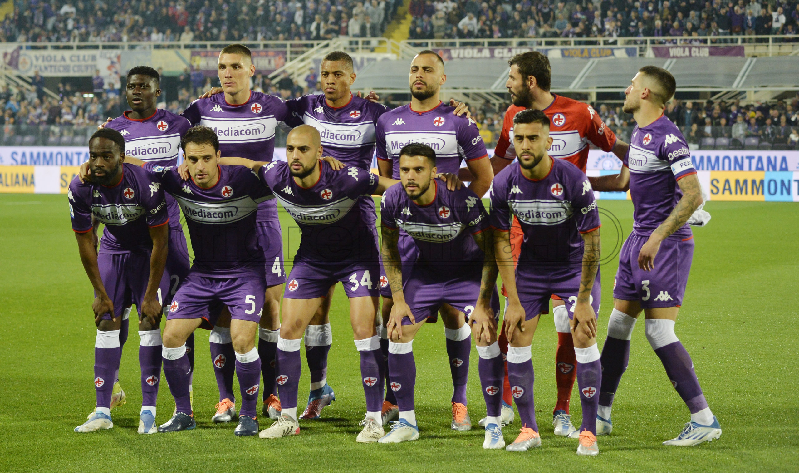 Corsa all'Europa: quattro squadre in tre punti. La Fiorentina può festeggiare lunedì