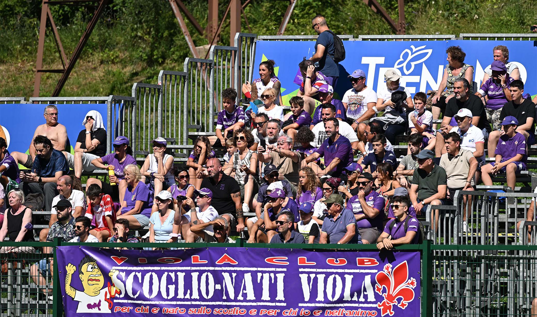 La calda estate dei tifosi viola: dalle Dolomiti al Viola Park
