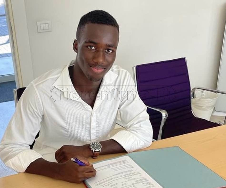 Fiorentina-Kayode, incontro a Milano per il rinnovo: i dettagli