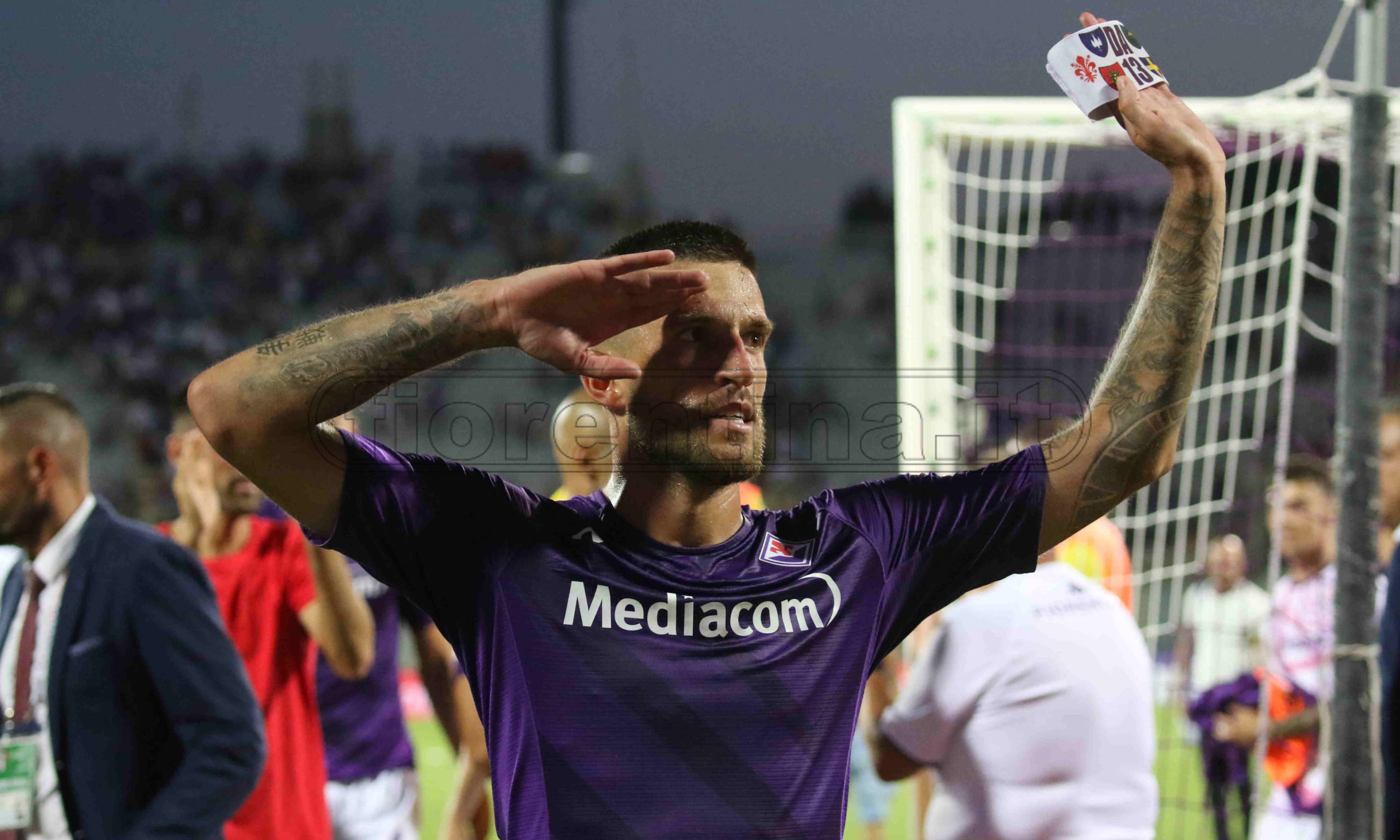 La Nazione - Assalto Fiorentina nella notte chic. Calcio e cuore nel nome di Astori