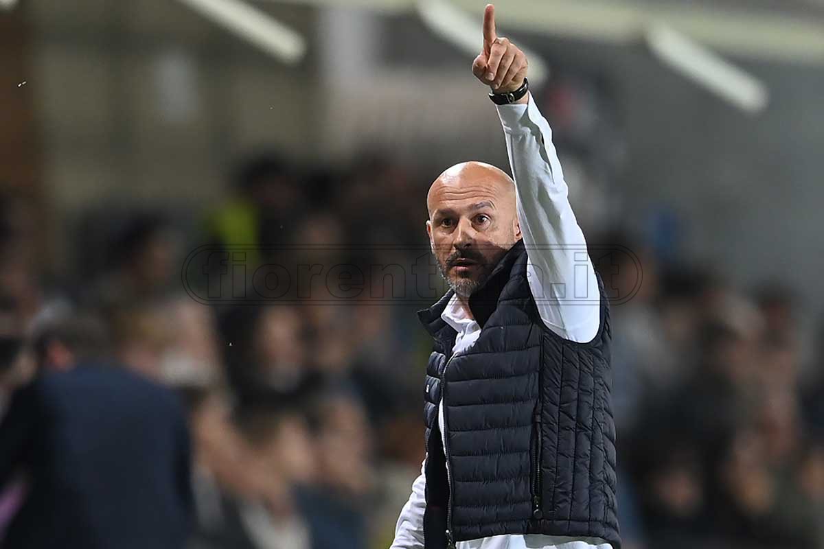 Fiorentina coi soliti problemi: poco incisiva, gioco manovrato ma lento