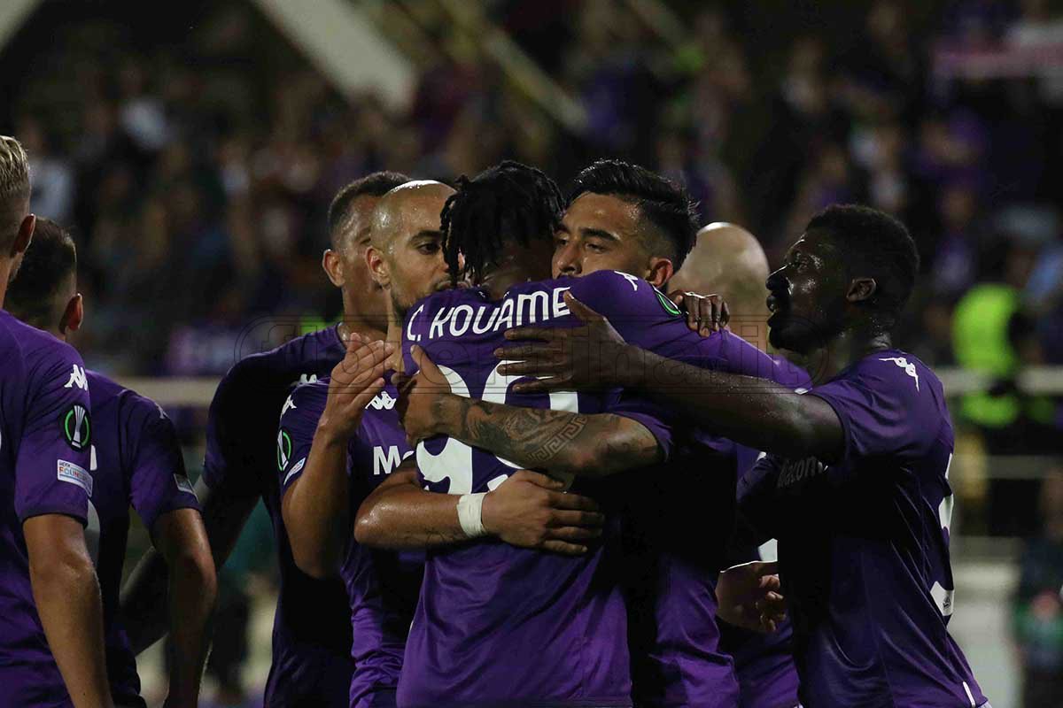 Lecce-Fiorentina, squadre a confronto: doppio dei tiri per i viola ma meno gol e 2 punti di distacco