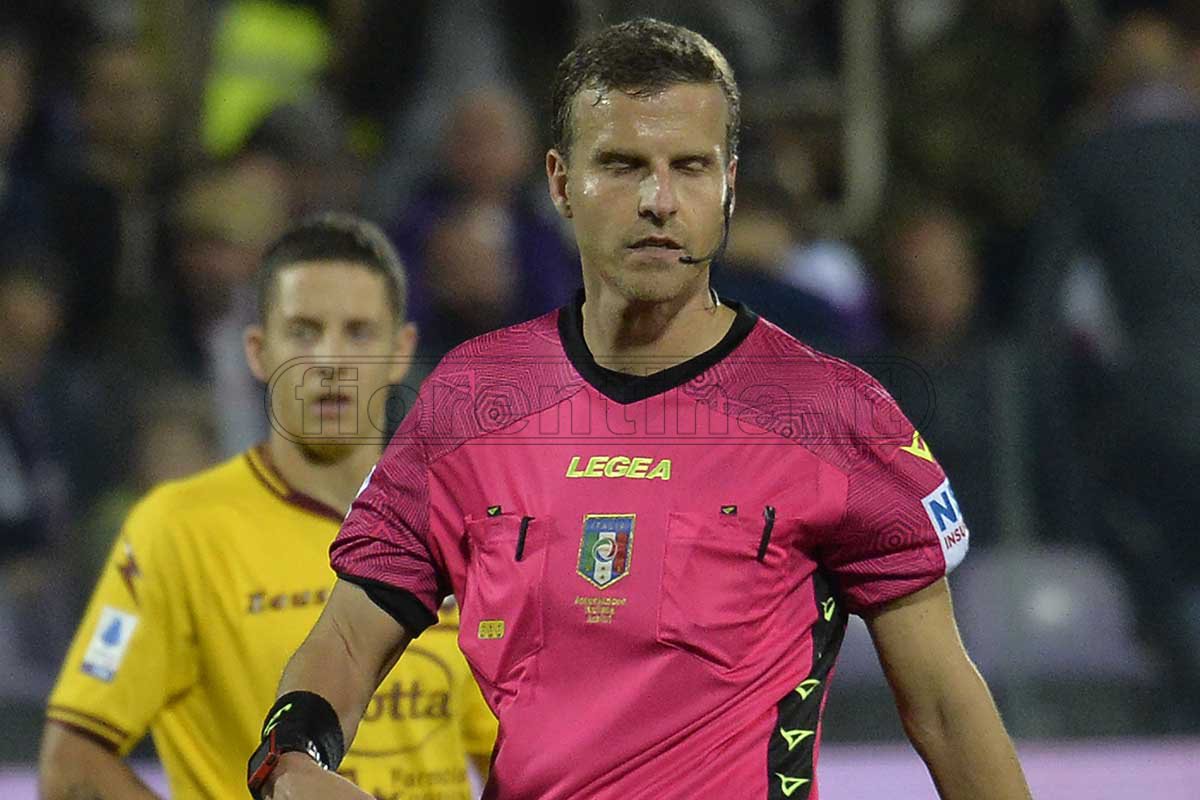 Designazioni arbitrali, Verona-Fiorentina: lunedì arbitra La Penna. Al Var Nasca