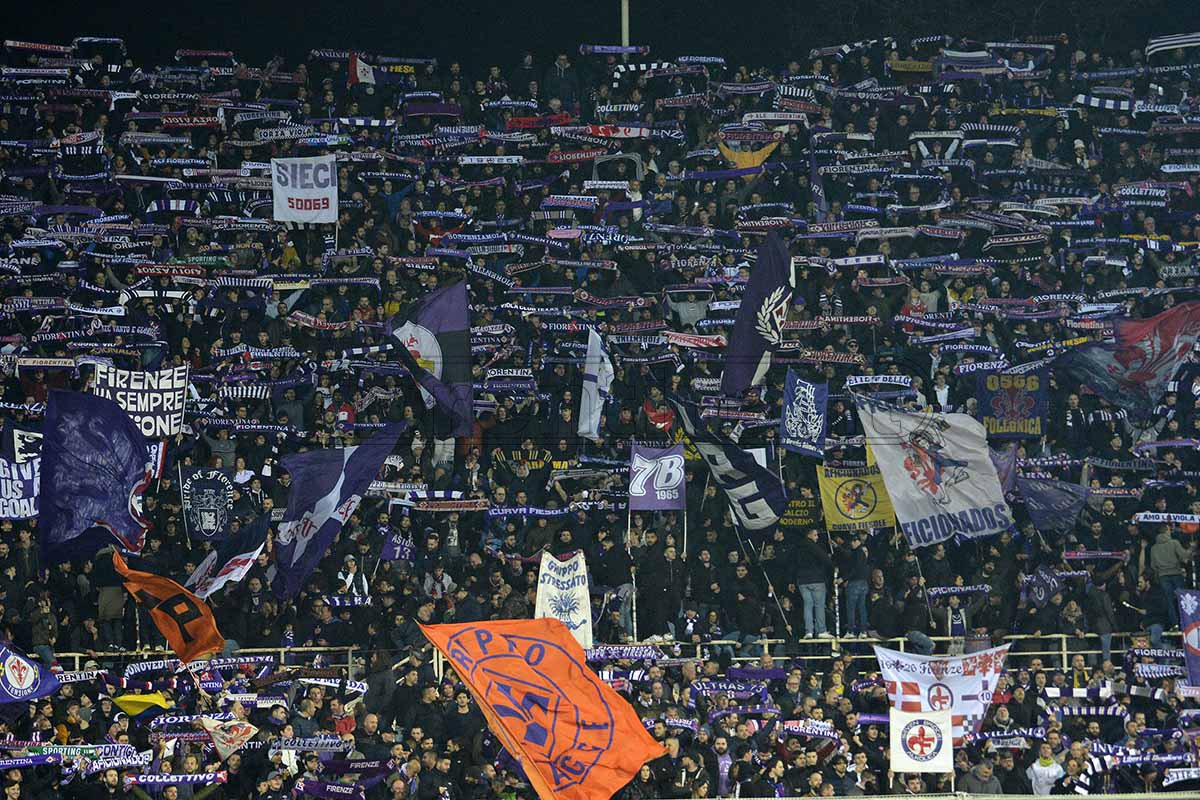 Due anni sempre in trasferta per la Fiorentina. Il tifo chiede un coinvolgimento nelle decisioni