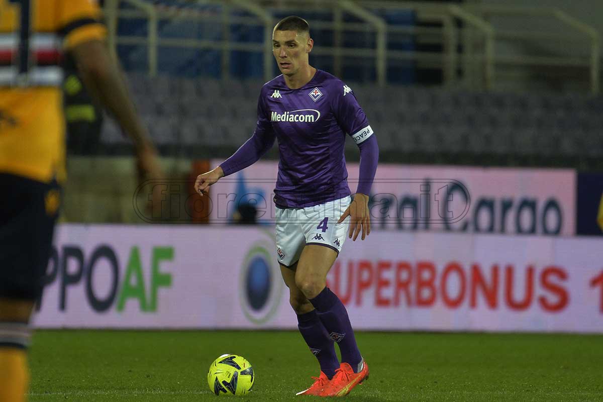 Milenkovic, domani la decisione per Verona. Va verso la panchina