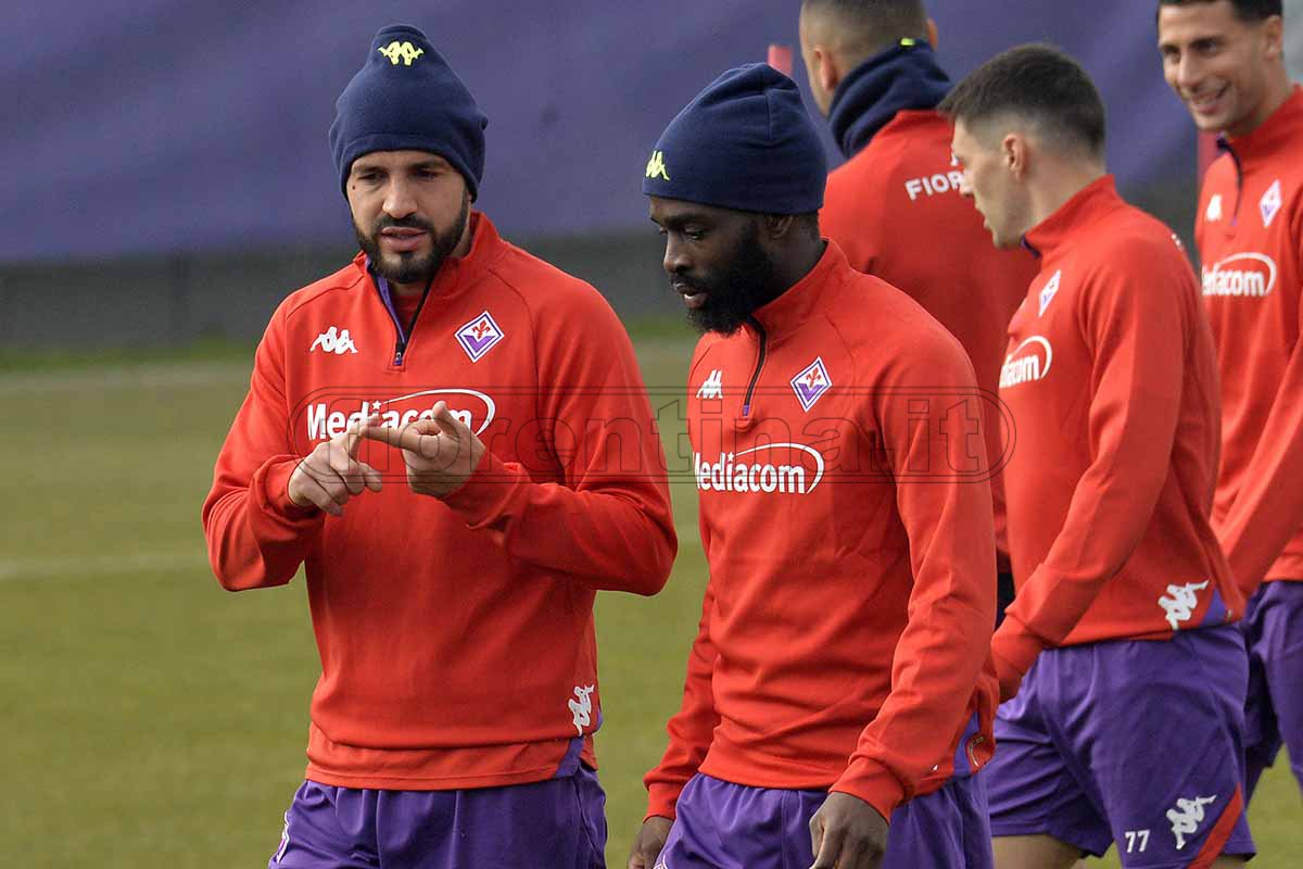 Fiorentina in campo per la rifinitura. Venuti out (FOTO e VIDEO VI.IT)