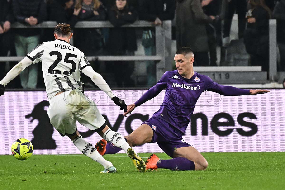 Fiorentina-Juventus, incroci su più fronti: da Parisi alla Conference. Primi scontri dell’anno