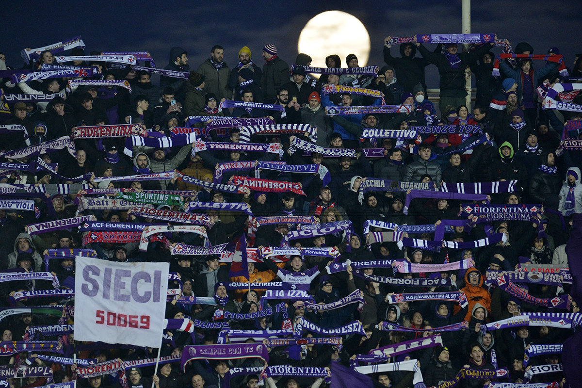 Tifosi, che entusiasmo! Franchi sold out. E per la Polonia...