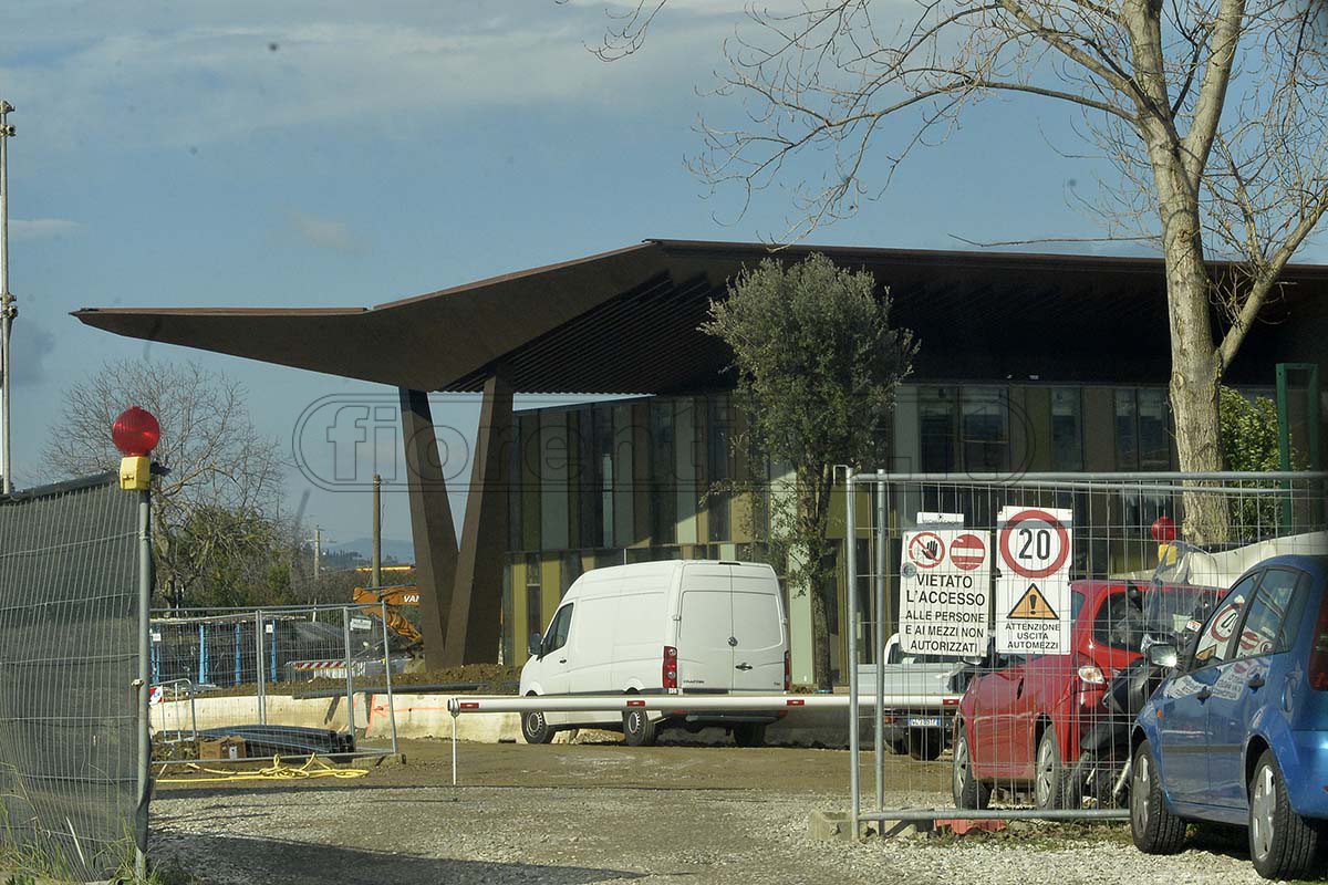 Il Viola Park slitta di almeno due mesi: serve un rodaggio. Ritiro sul Monte Amiata?