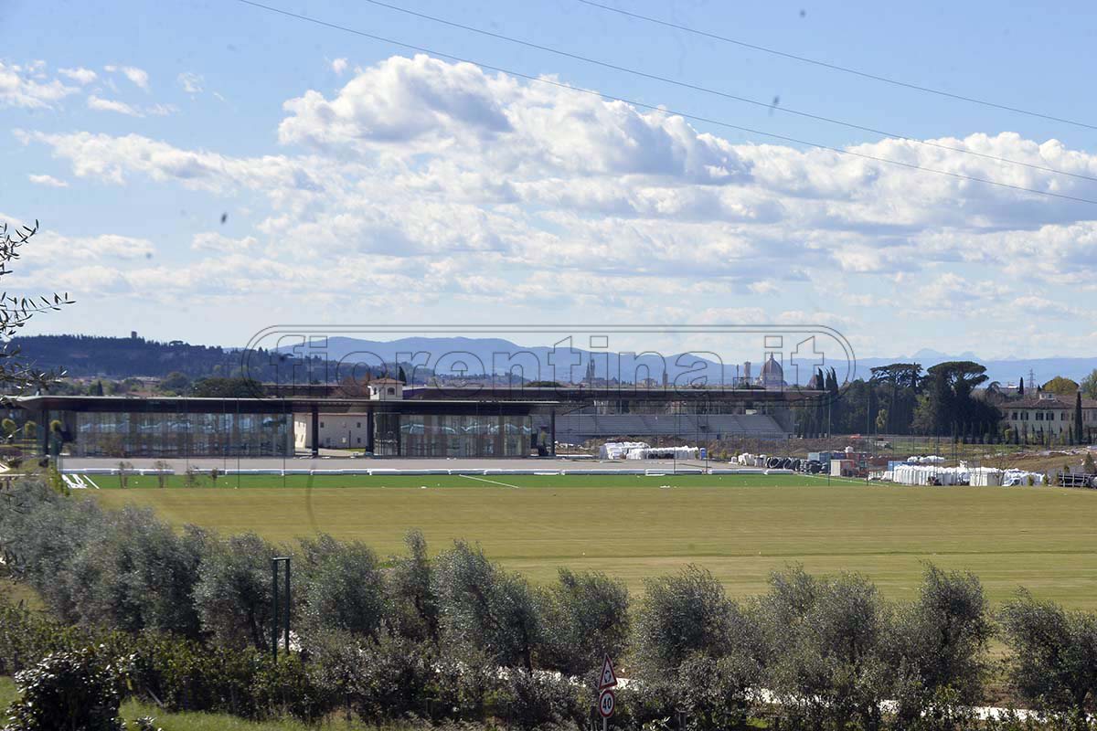 Centro Sportivo "Davide Astori", proroga ai viola fino al 31 agosto. Riunioni di mercato al Viola Park: l'inaugurazione...