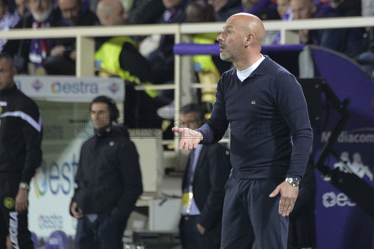 Stavolta nessun rischio/brivido per la Fiorentina. Né nelle scelte (coi diffidati) né sul campo