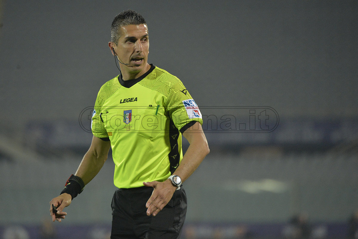 Fiorentina-Cremonese, la moviola: simulazione e mani in area, Marinelli giudica bene