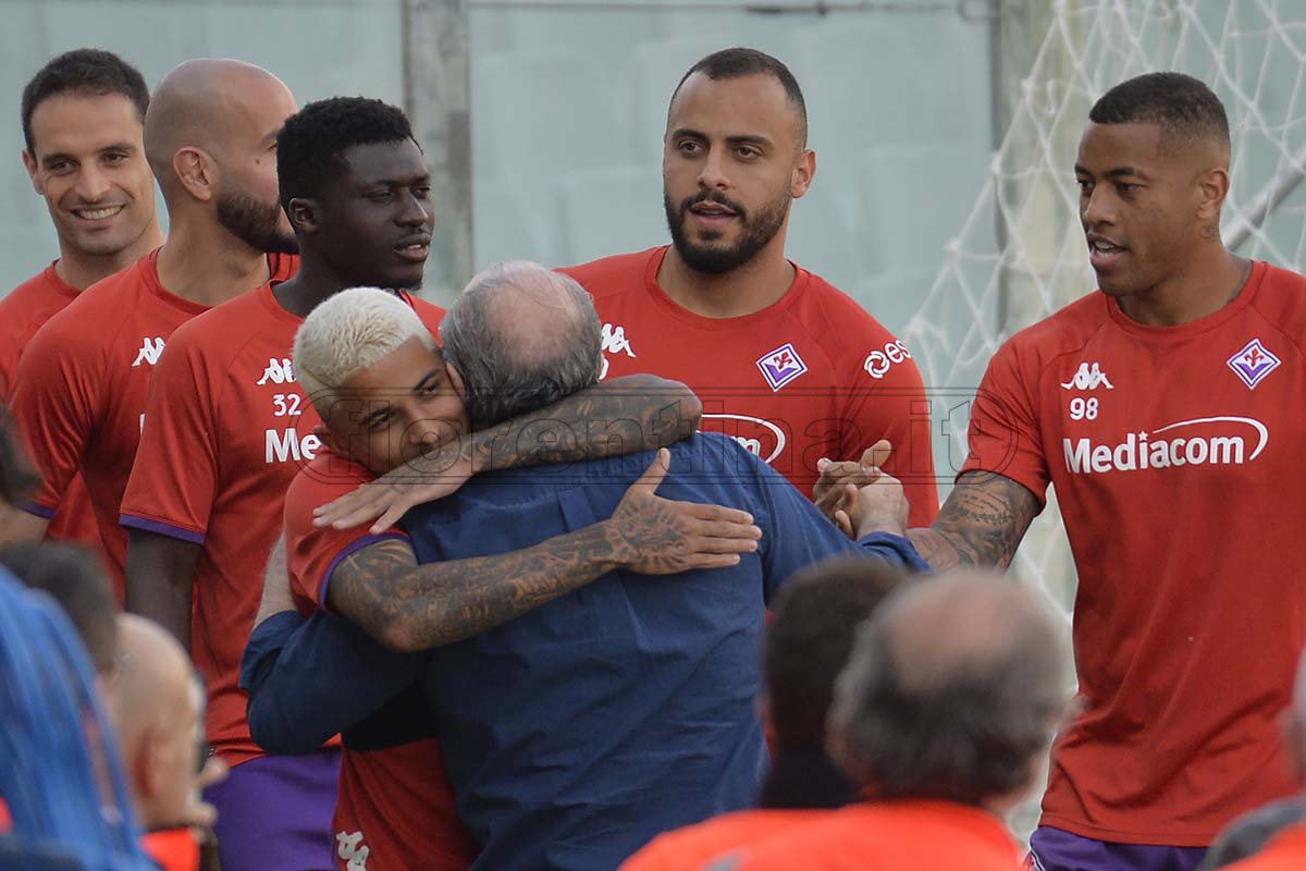 Le immagini dell'allenamento a porte aperte al Franchi nella fotogallery di VI.IT