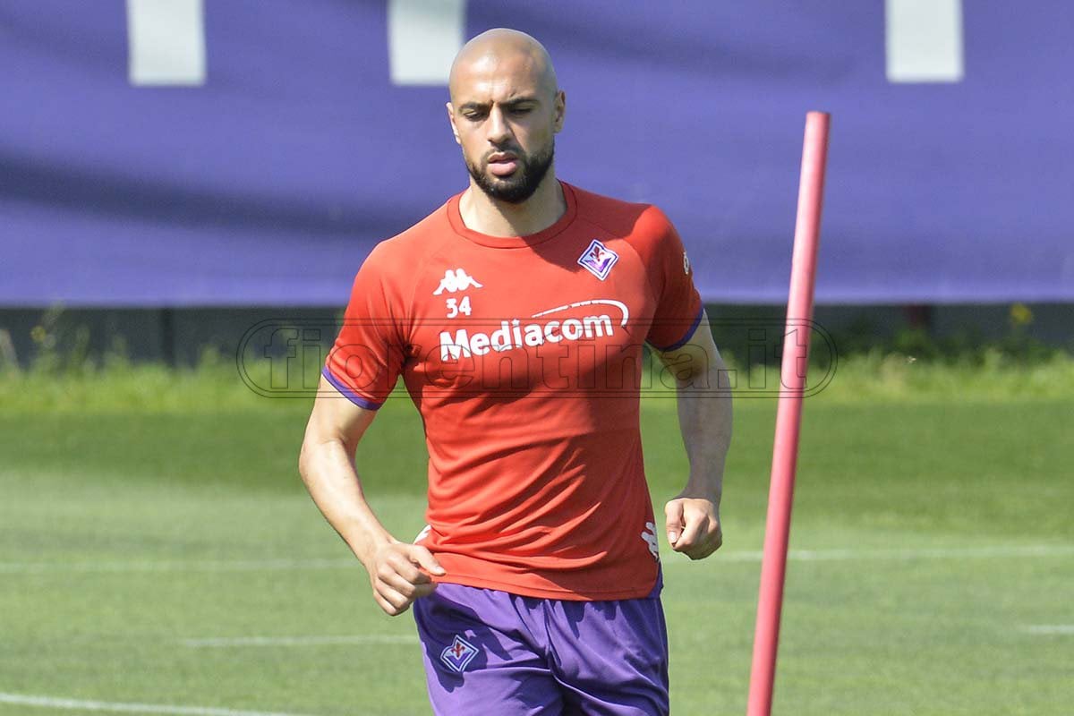 Amrabat: "Vogliamo vincere qualcosa. Inter più forte ma non abbiamo paura"