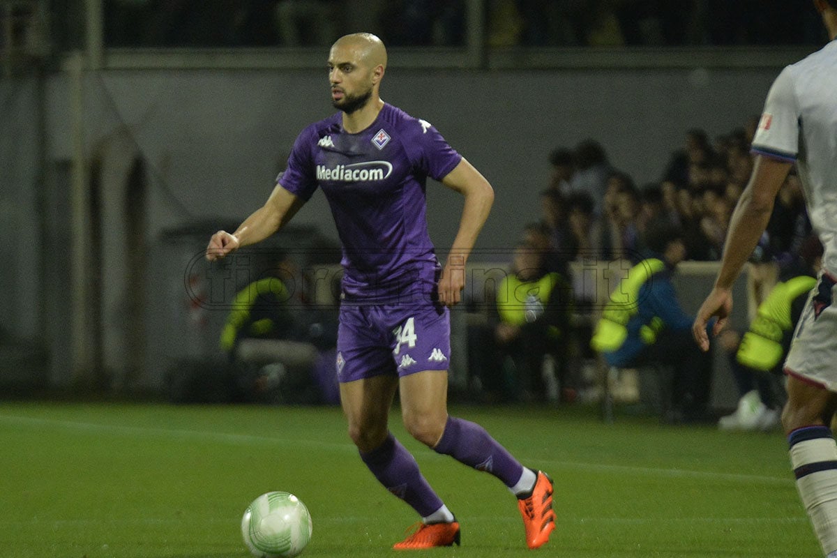 Furto in casa di Amrabat mentre giocava in Conference contro il Basilea