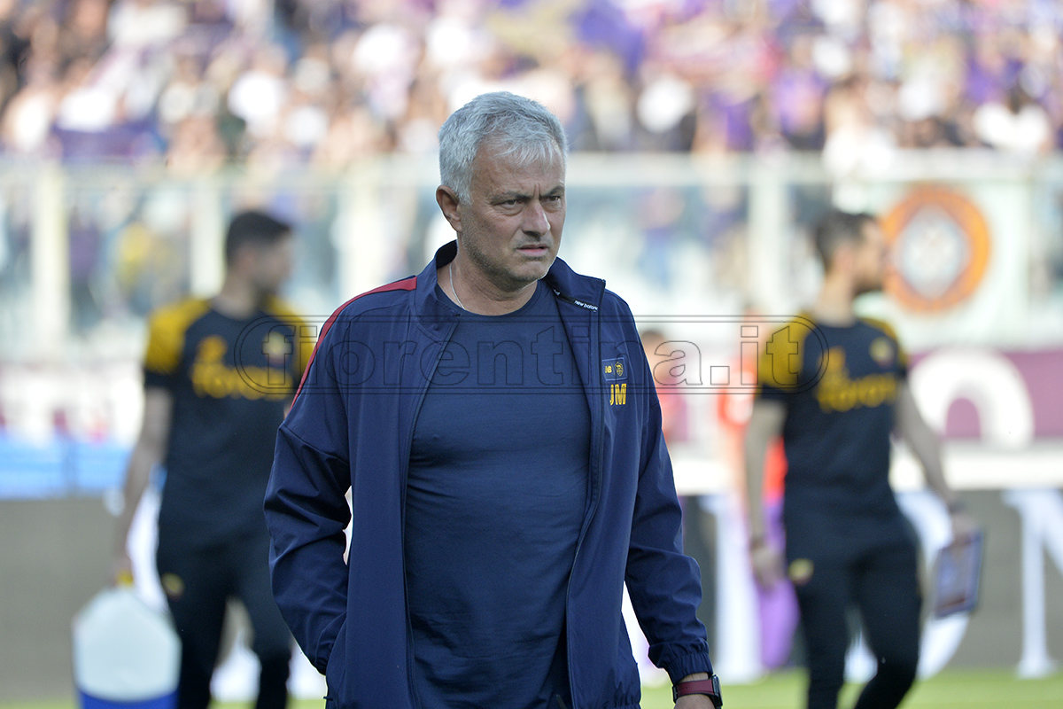 Serie A, la Roma strapazza il Cagliari e sale a quota 11 punti