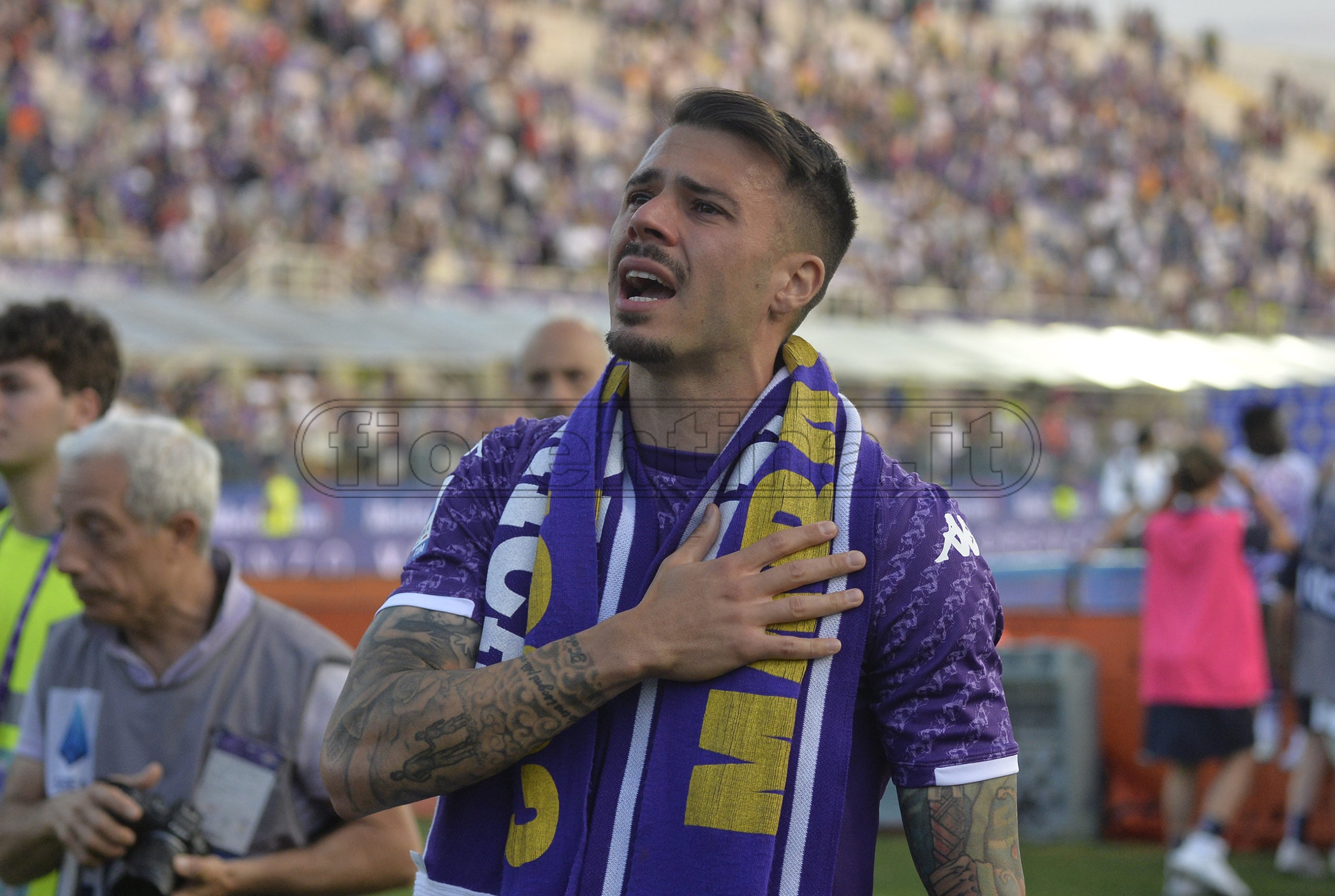 Striscione Curva Fiesole per Venuti: "Fieri di te, grazie. Per sempre uno di noi" (FOTO VI.IT)