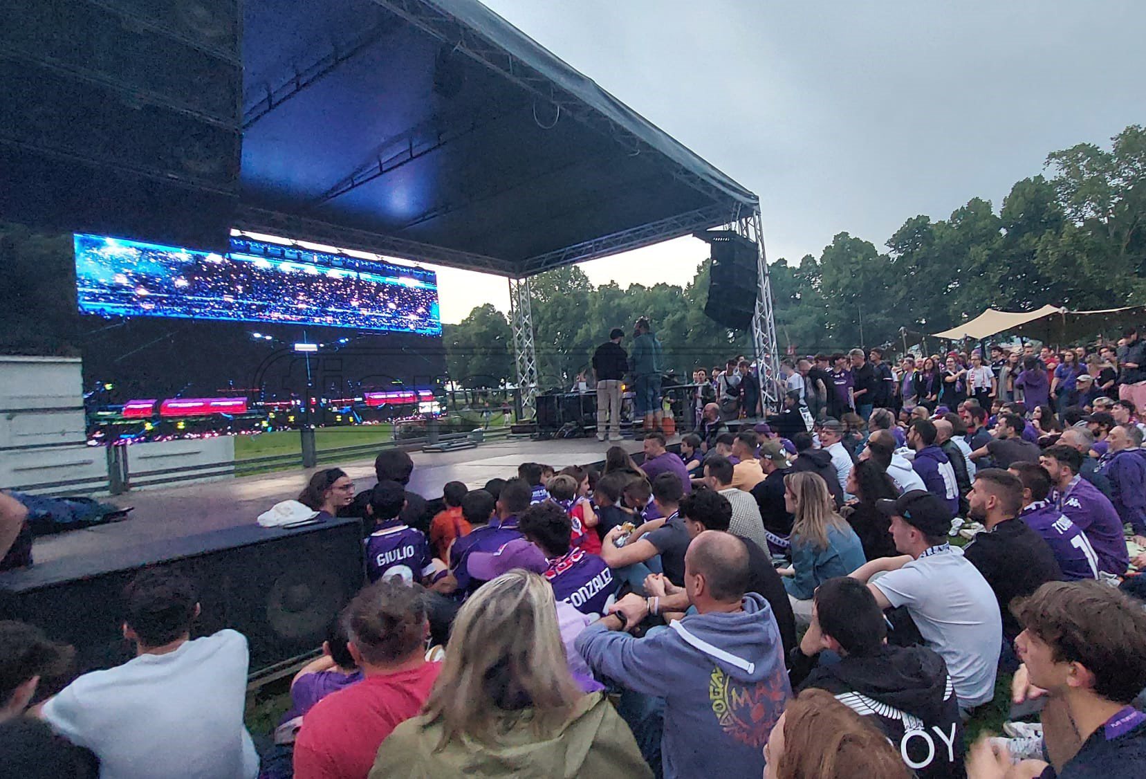 Firenze si ferma: tutti davanti alla tv. Ma la grande festa resta un sogno