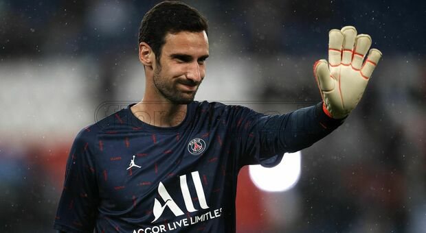 Psg, il portiere Sergio Rico cade da cavallo. E’ ricoverato in gravi condizioni