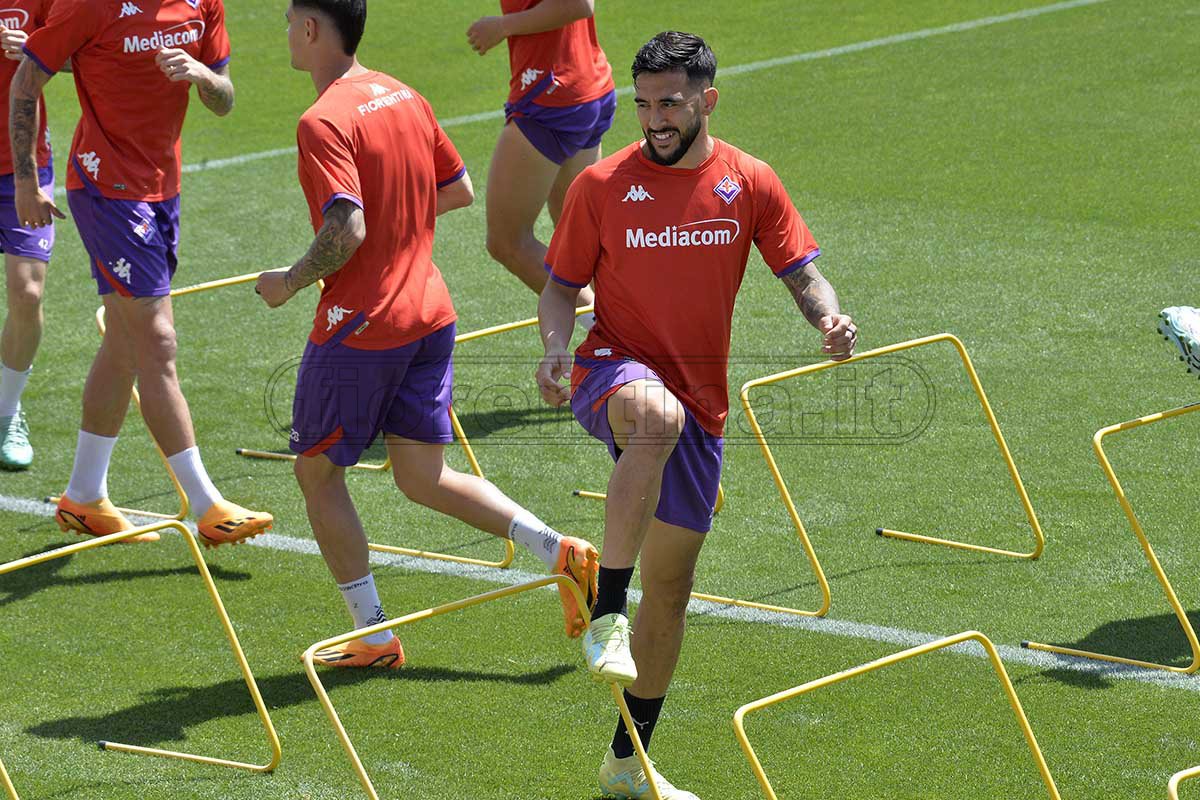 Dal centro sportivo: Gonzalez in gruppo, presente anche Barak