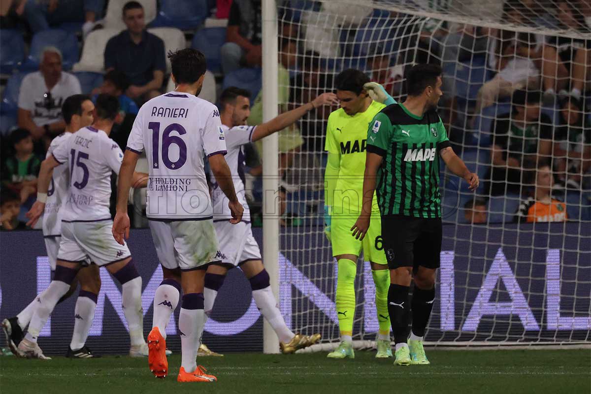 Sassuolo-Fiorentina a confronto: banda del buco per Dionisi. Viola più in forma in assoluto in A