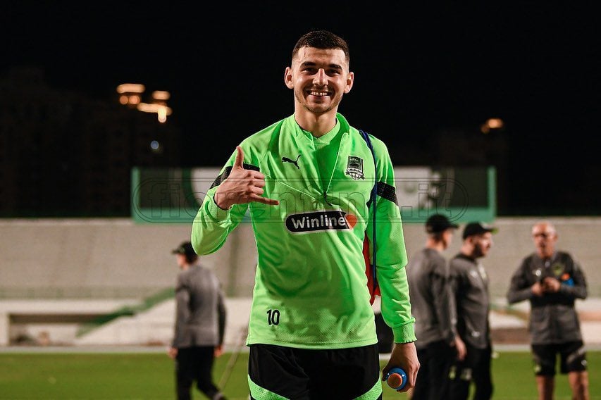 Piaceva alla Fiorentina, ma l'Ajax è in pole su Spertsyan. E ora c'è anche il City
