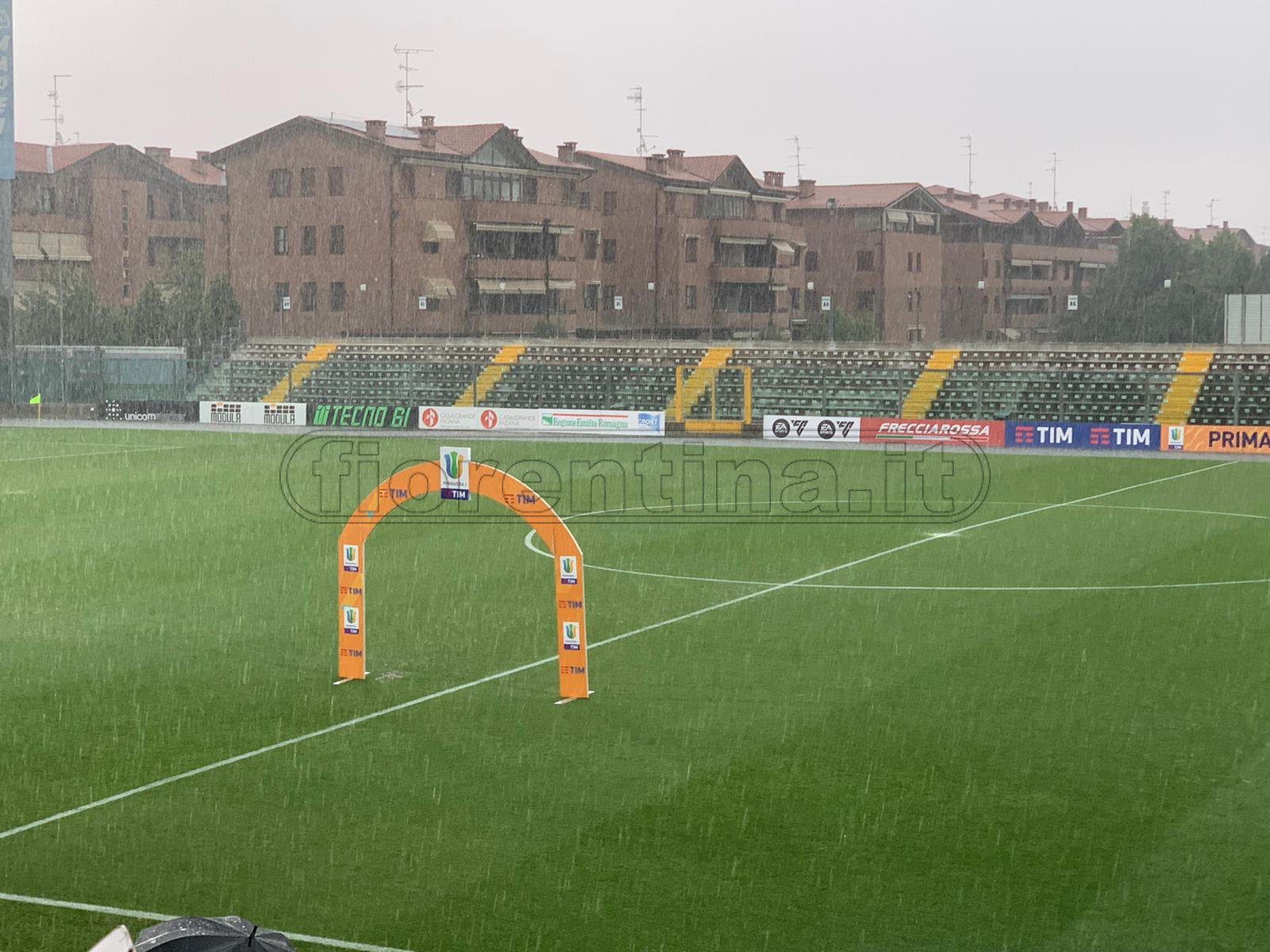 Primavera, pioggia intensa a Sassuolo: Fiorentina-Roma slitta ancora