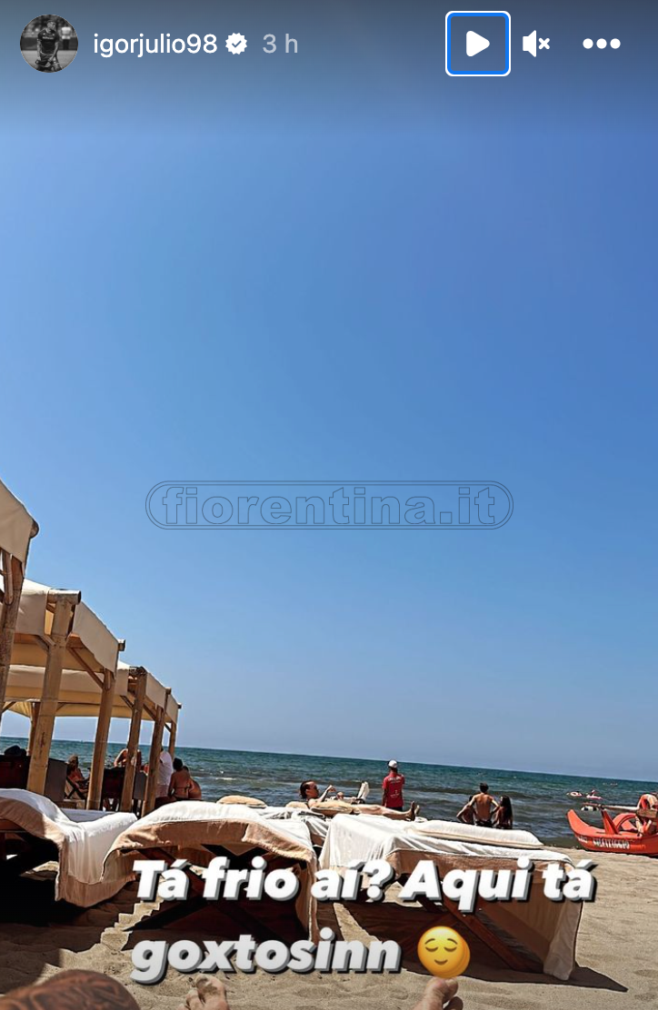 Allenamenti e mercato, intanto Igor si rilassa al mare nel giorno libero (FOTO)