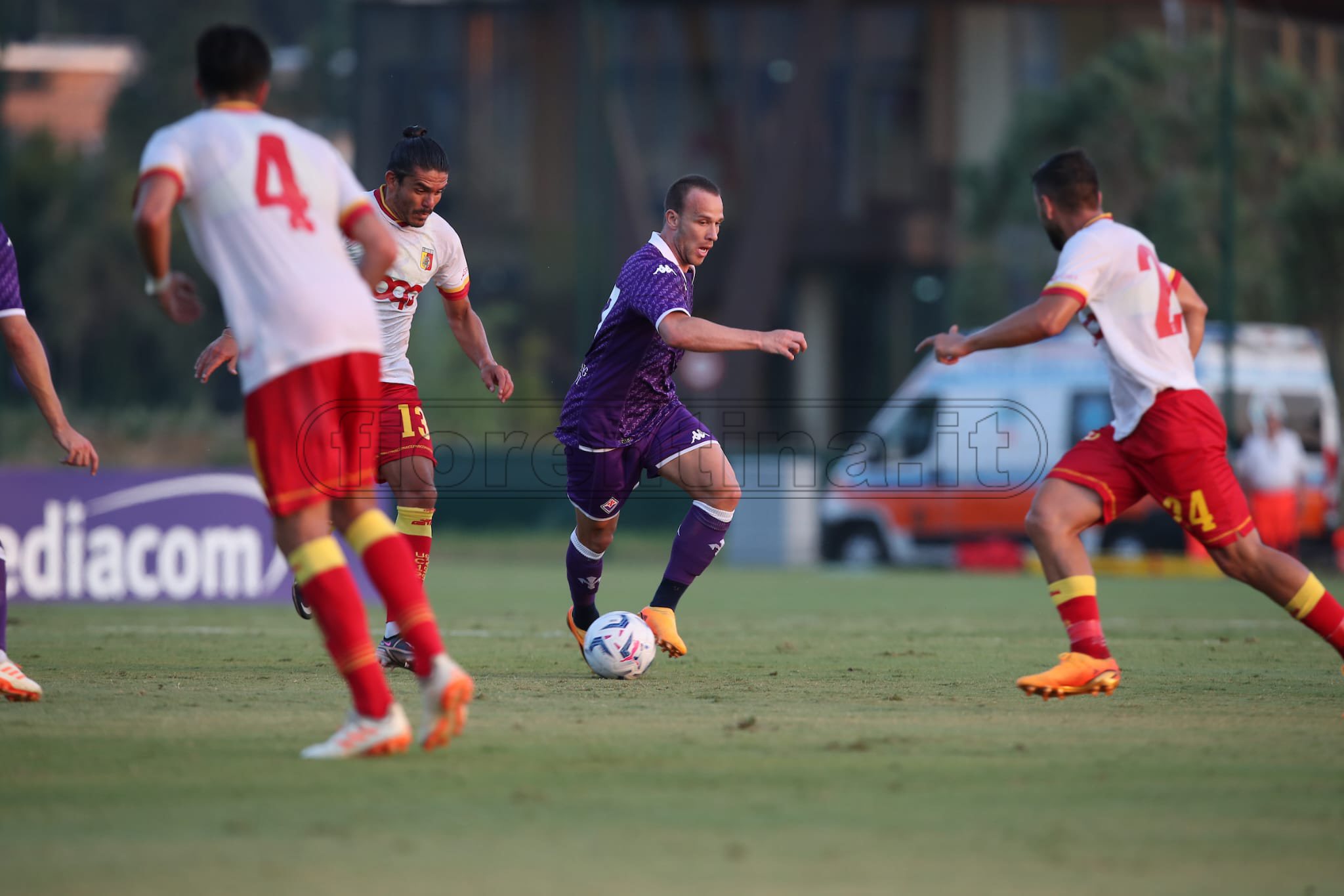 Arthur e l'esordio in maglia viola: "Primi minuti e buone sensazioni! Felice!"