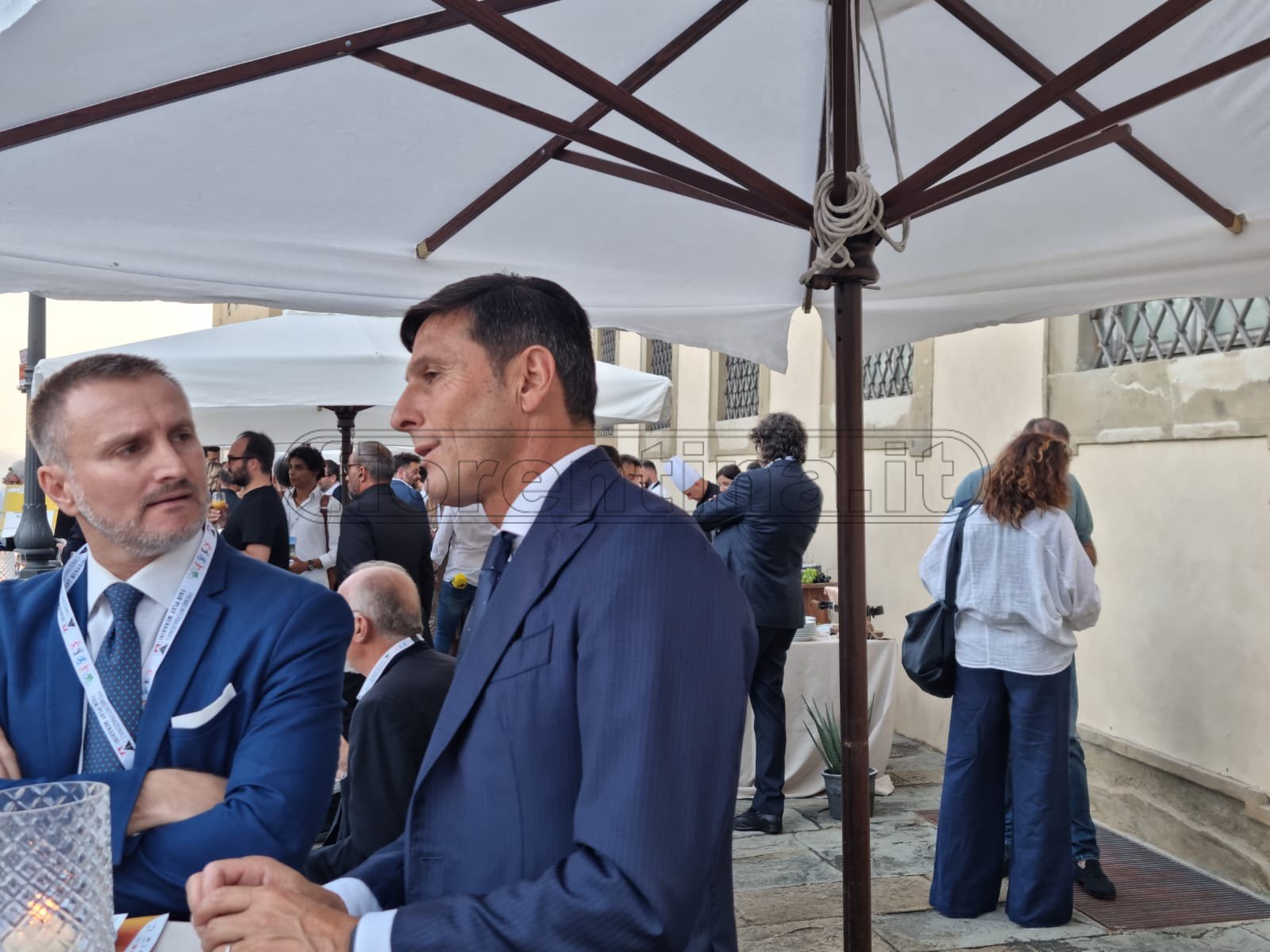 Zanetti: "Gonzalez gran giocatore, fra i migliori della Fiorentina. Club fa bene a puntare su di lui"