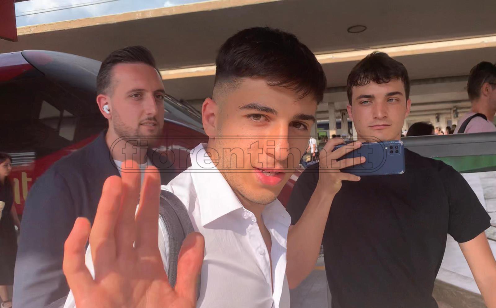 Parisi c’è. Il neo acquisto della Fiorentina è a Firenze: "Non vedo l'ora d'iniziare" (FOTO - VIDEO VI.IT)