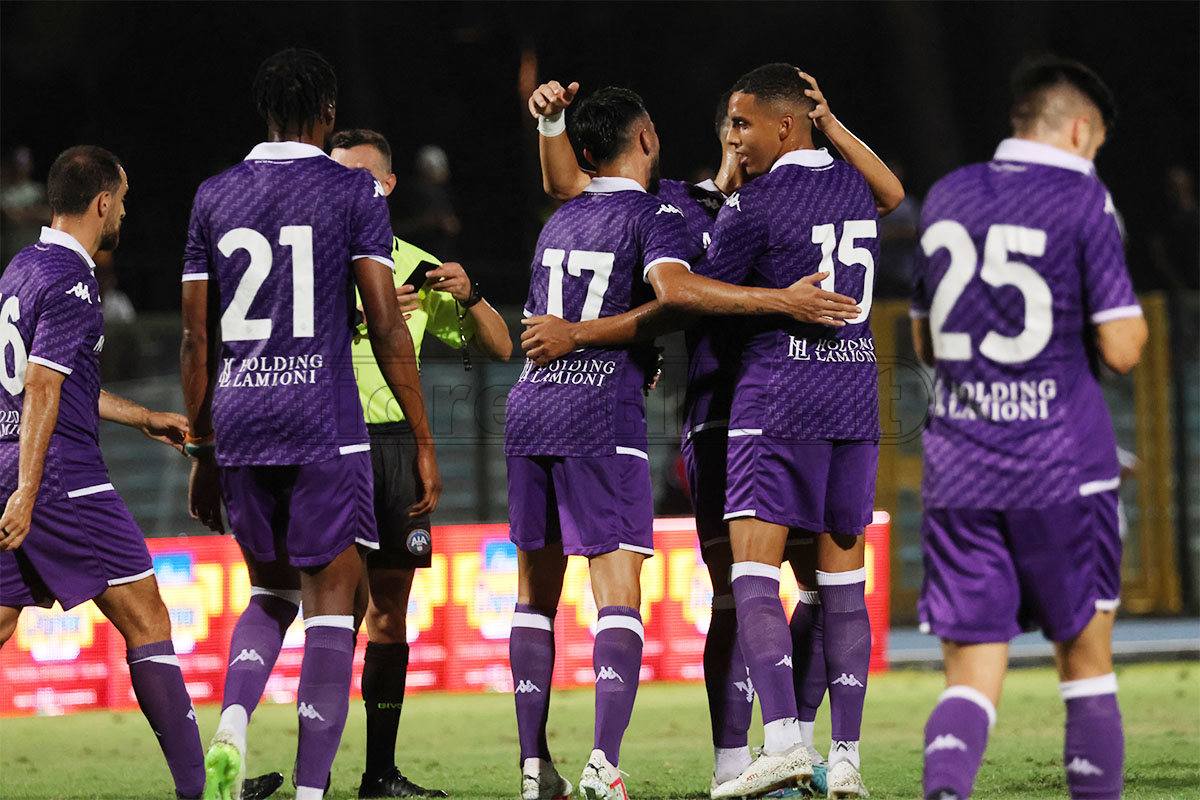 Le immagini dell'amichevole Grosseto-Fiorentina nella fotogallery di VI.IT