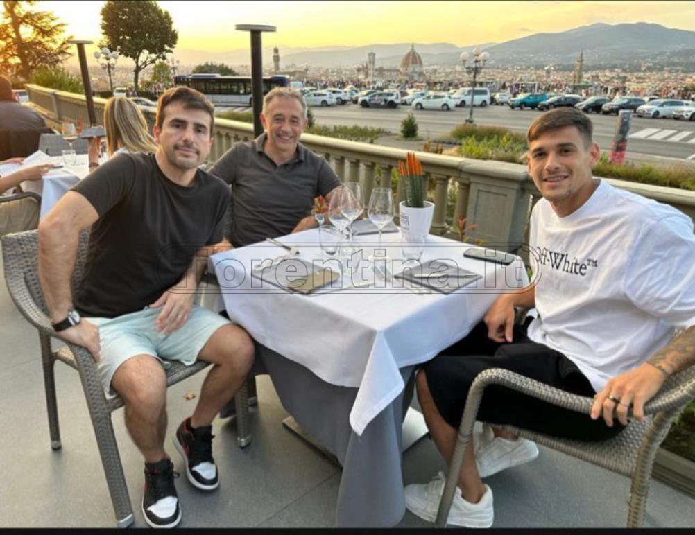 Martinez Quarta, l'agente è arrivato a Firenze (FOTO)
