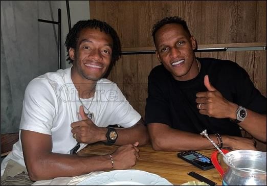 Mina alla Fiorentina, il saluto speciale di Cuadrado: "Benvenuto in Italia fratello" (FOTO)