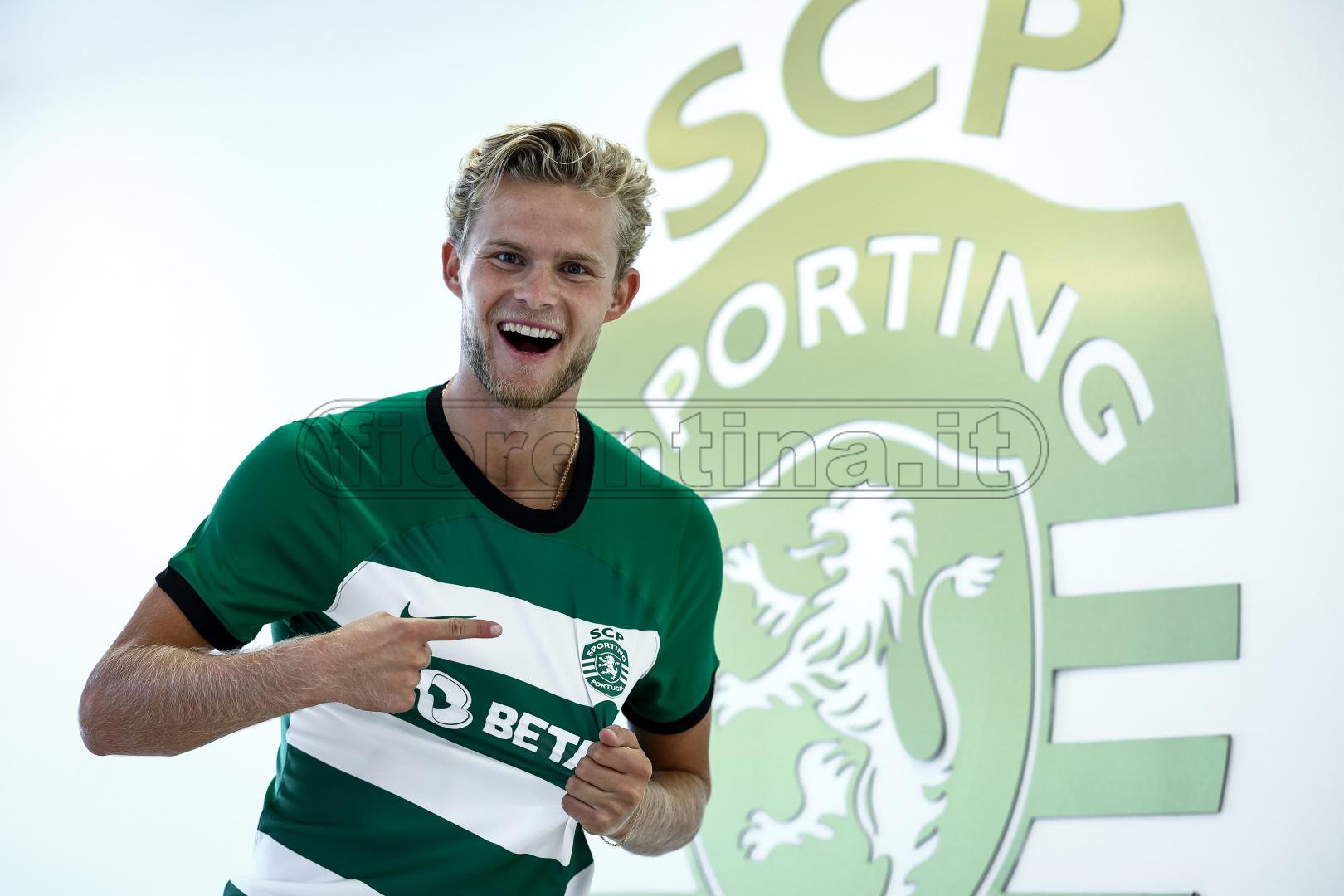 Hjulmand, ufficiale: passa allo Sporting Lisbona. Clausola da 80 milioni: "Grande passo per la mia carriera"