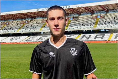 Fiorentina, ufficiale: ceduto un giovane al Cesena a titolo definitivo