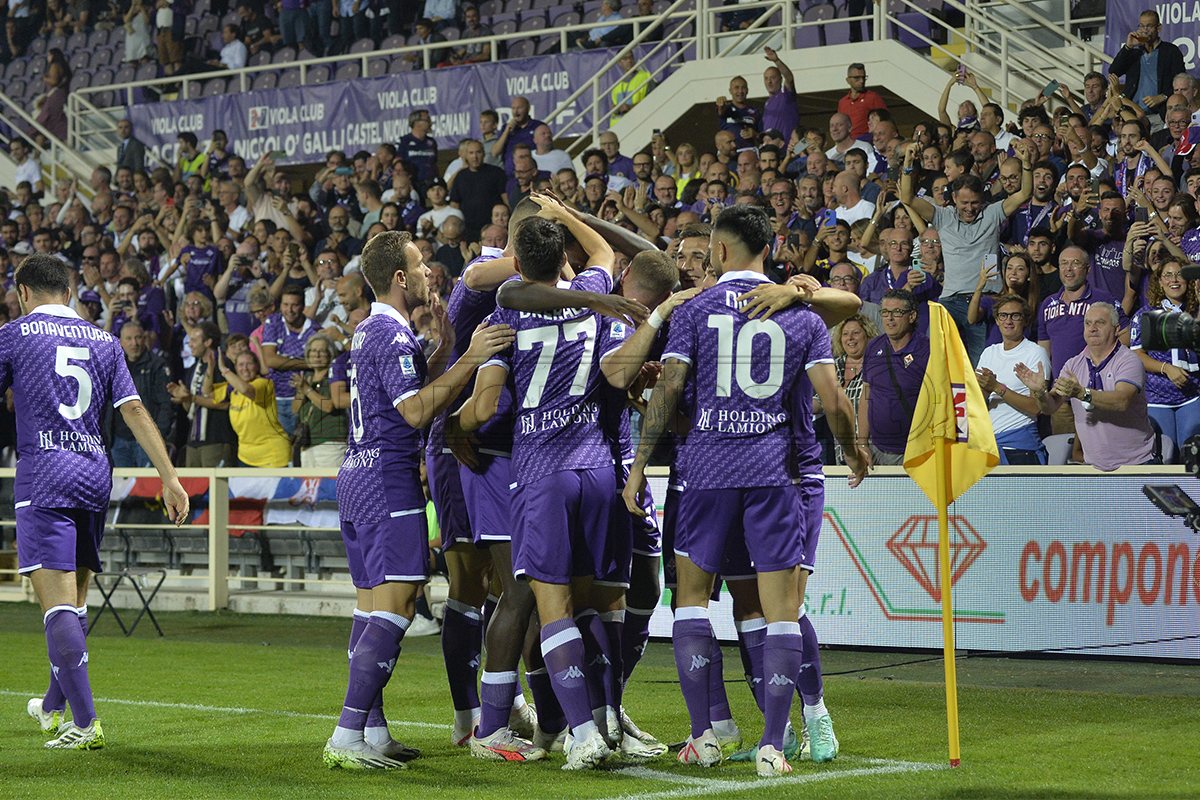 Il bello deve ancora venire. La Fiorentina torna in campo, per provare a restare lassù