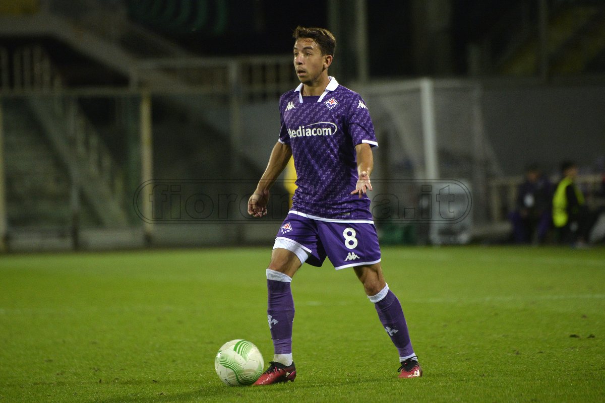 Fiorentina a caccia del riscatto col Cukaricki. Una maglia per Ikoné e Maxime Lopez